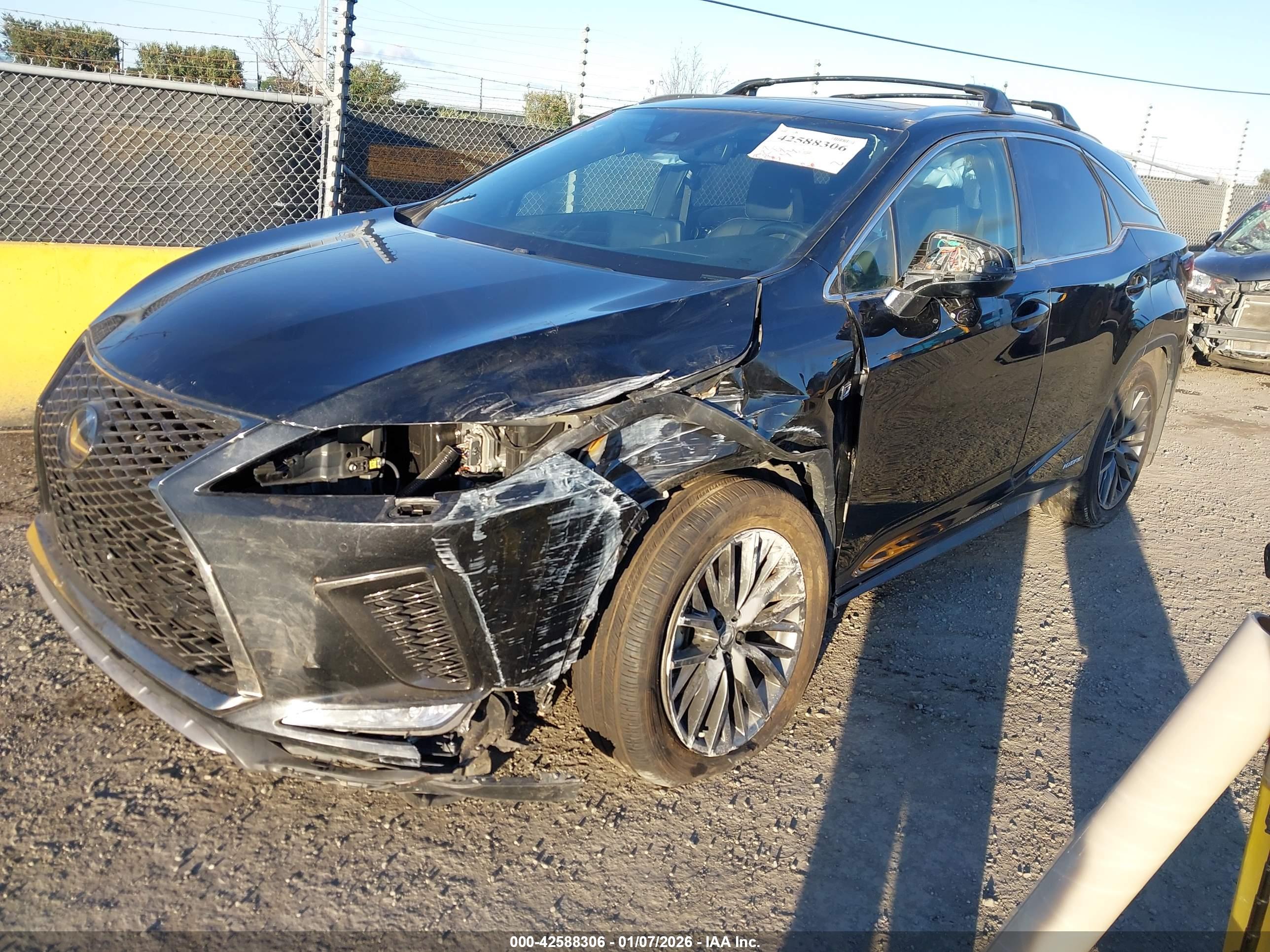 LEXUS RX image 2