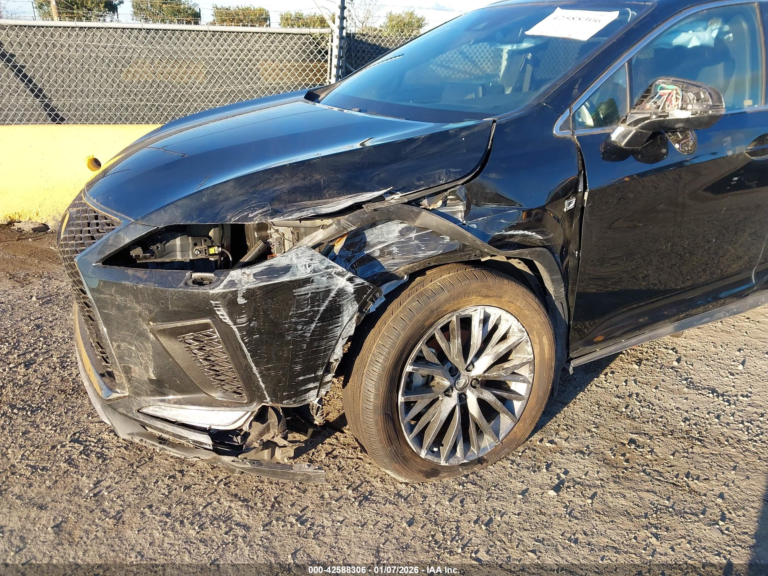 LEXUS RX image 6