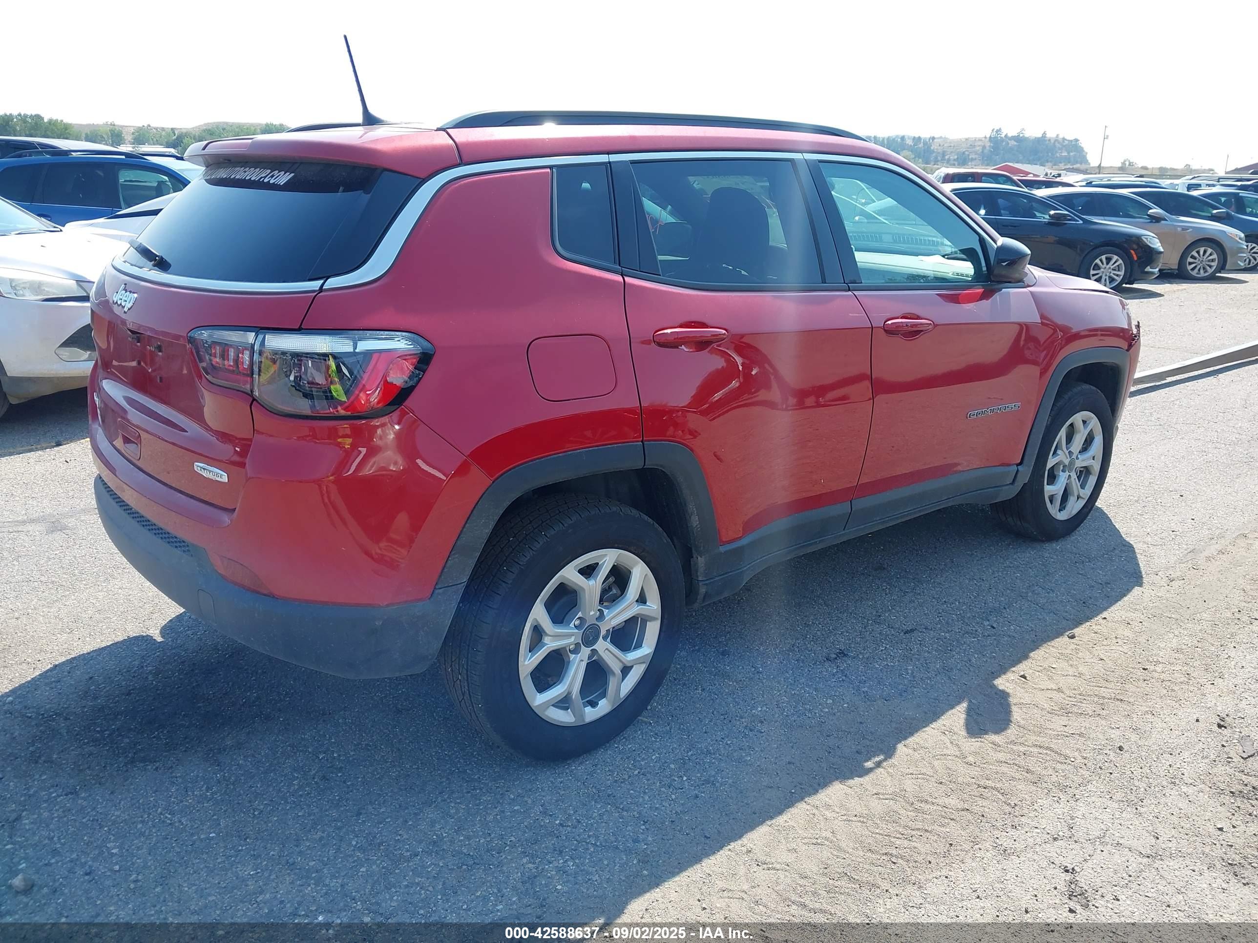 JEEP COMPASS image 4