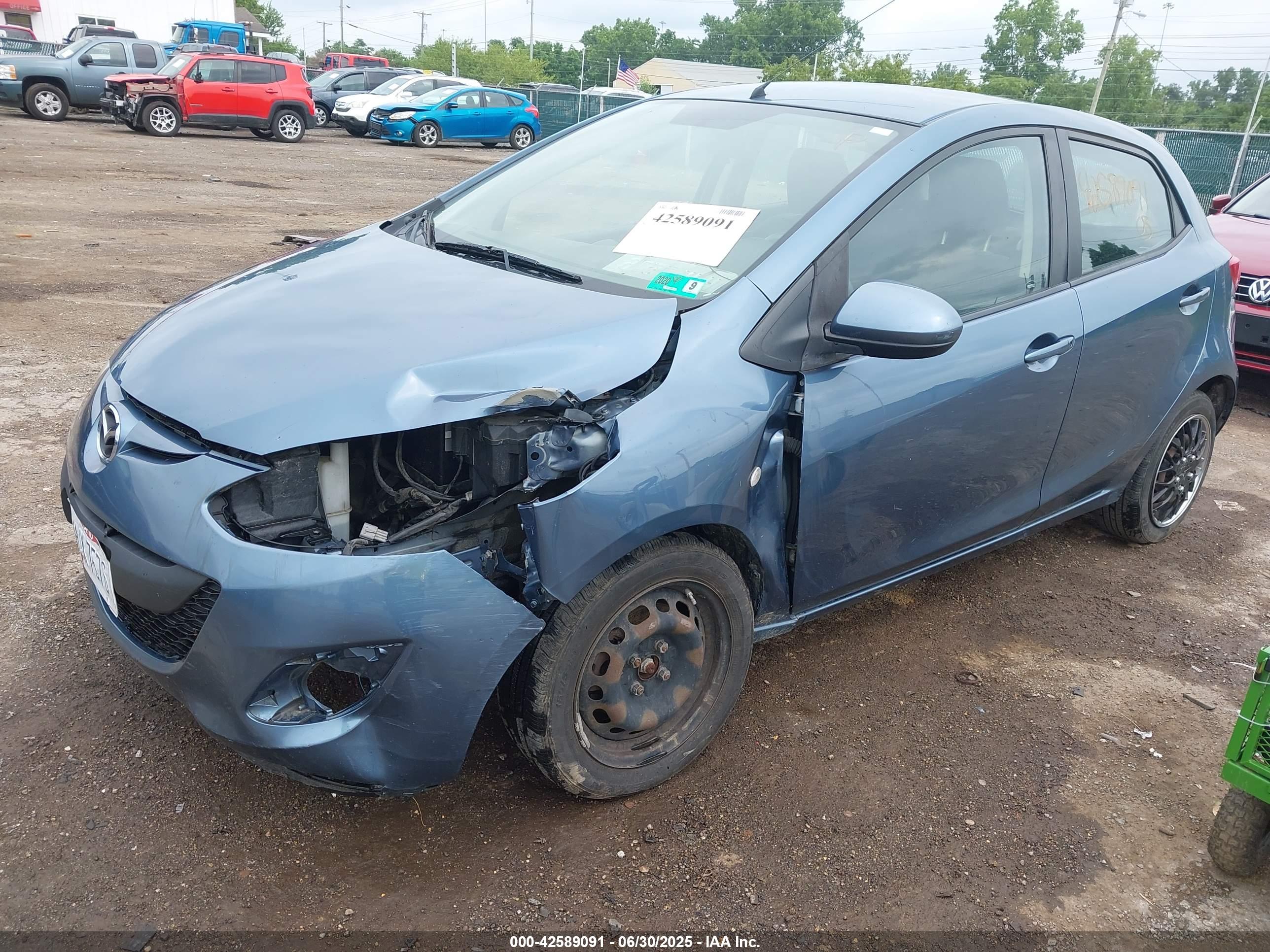 MAZDA MAZDA2 image 2