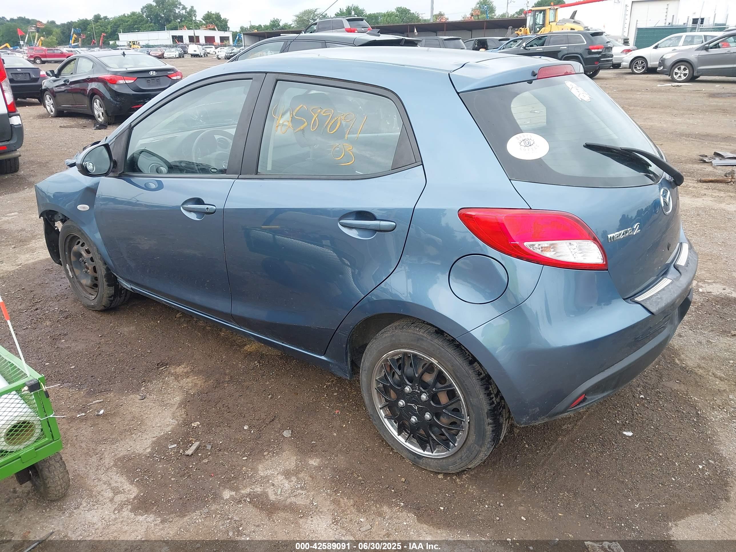 MAZDA MAZDA2 image 3