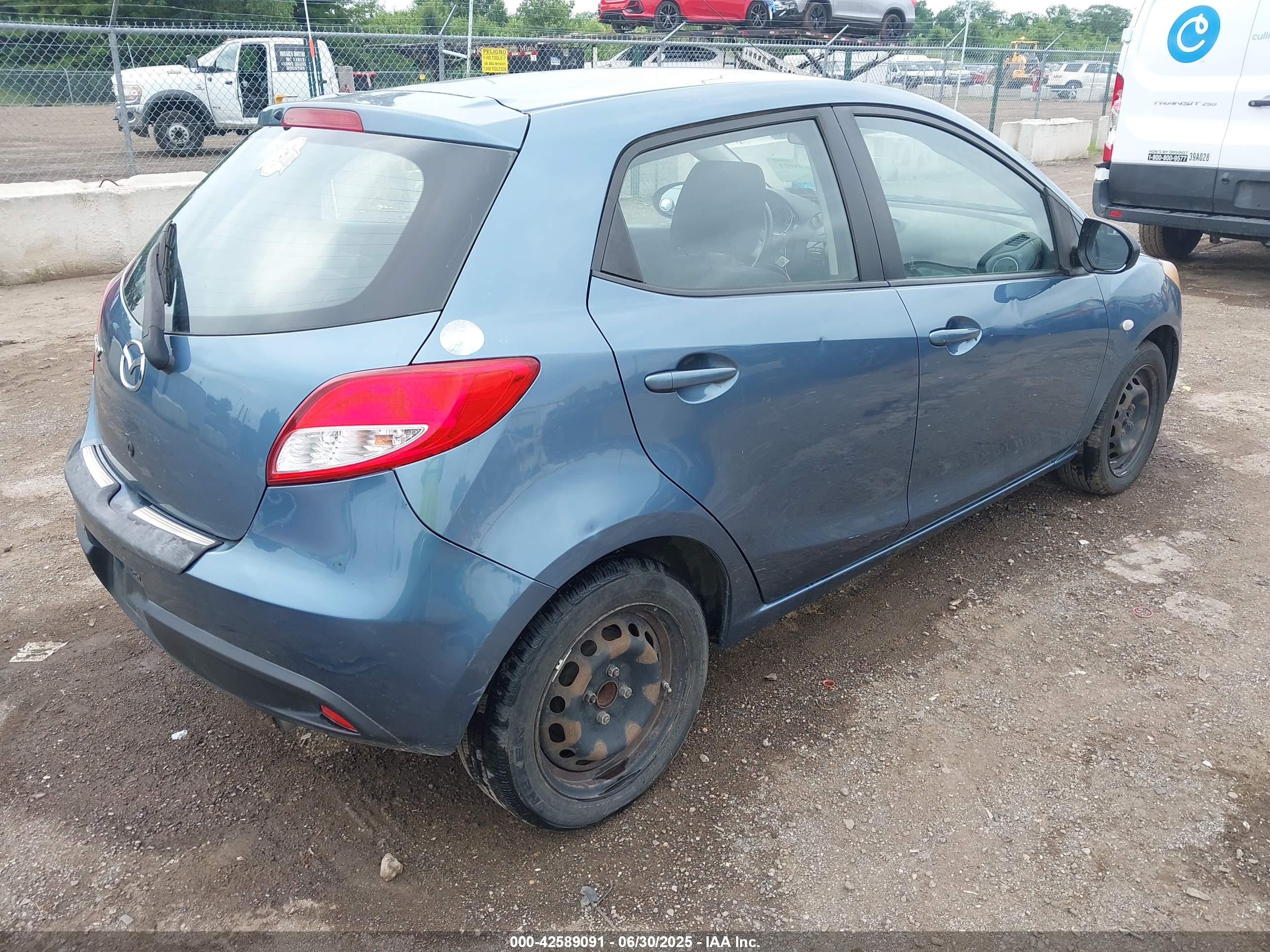 MAZDA MAZDA2 image 4