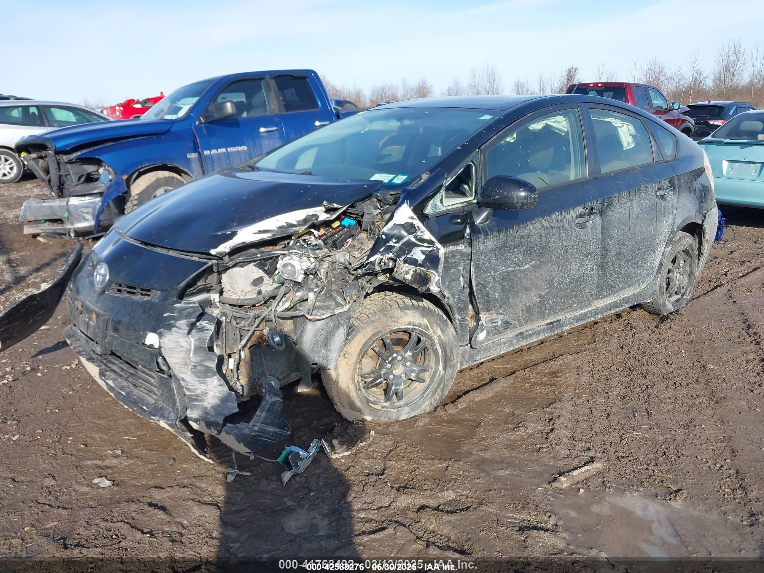 TOYOTA PRIUS image 2