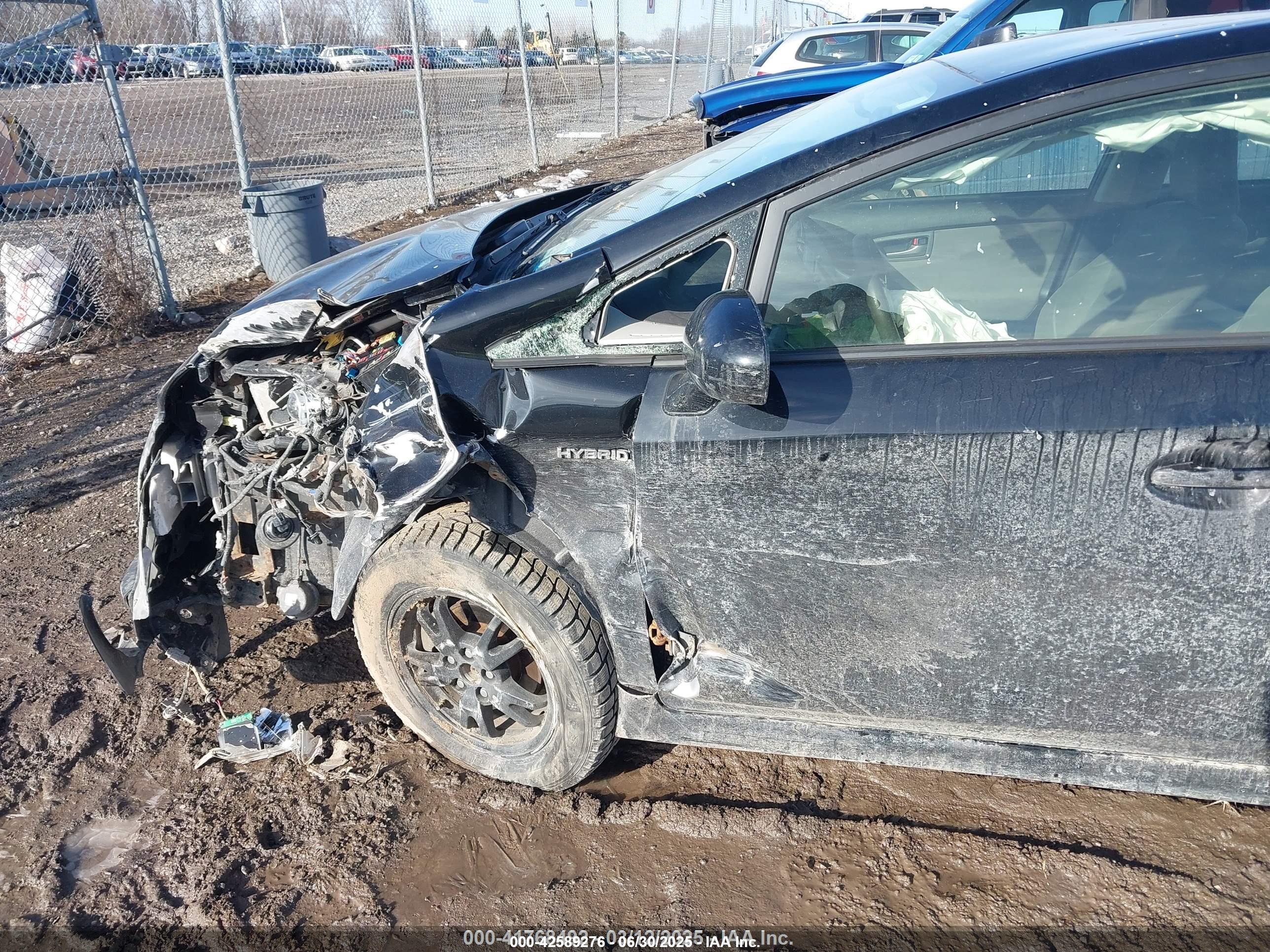 TOYOTA PRIUS image 6