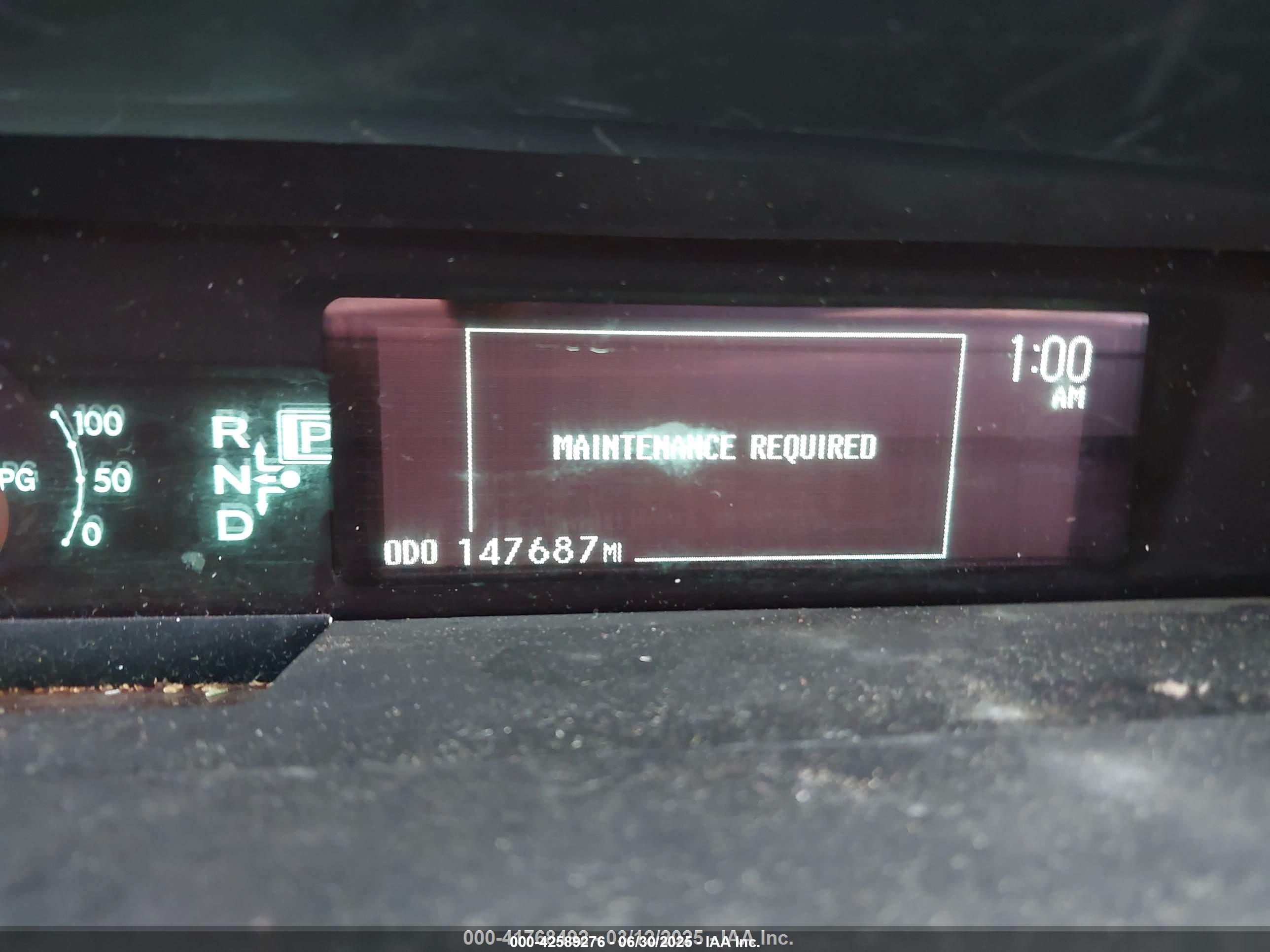 TOYOTA PRIUS image 7