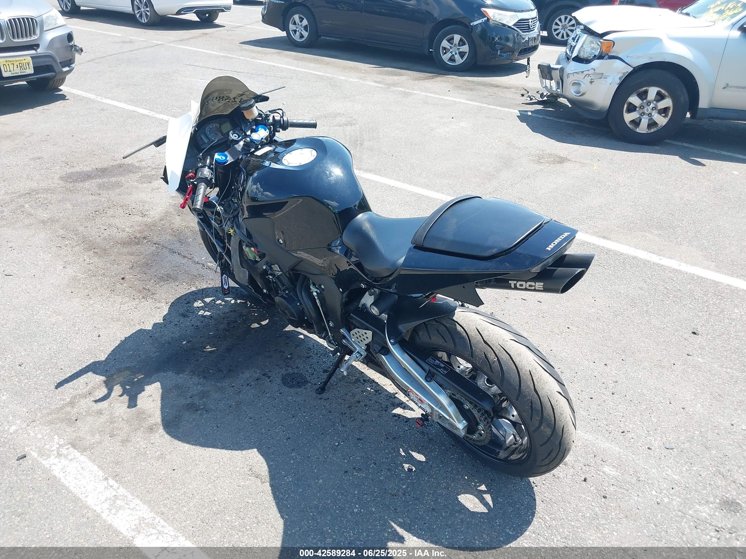 HONDA CBR600 image 3