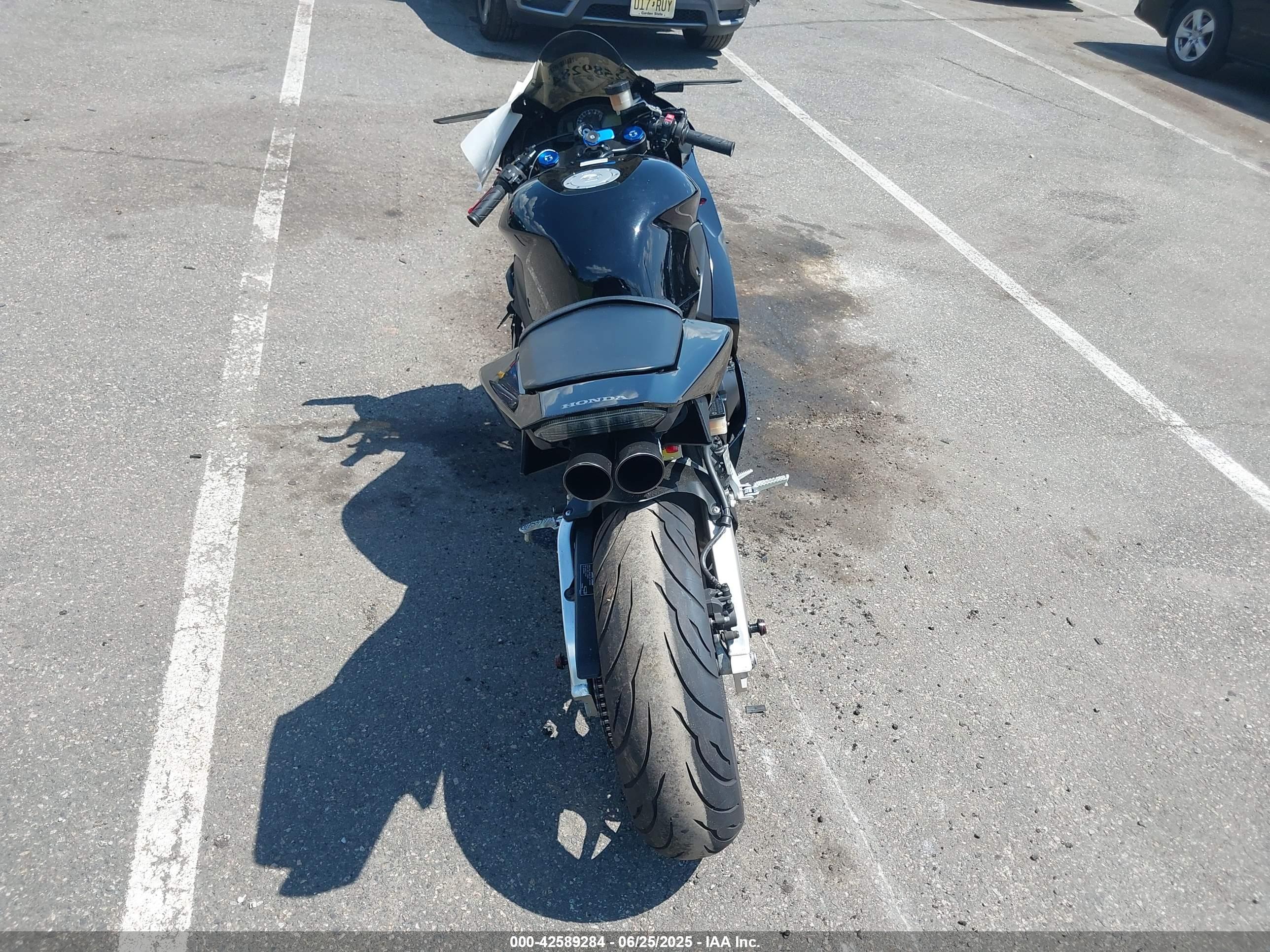 HONDA CBR600 image 6