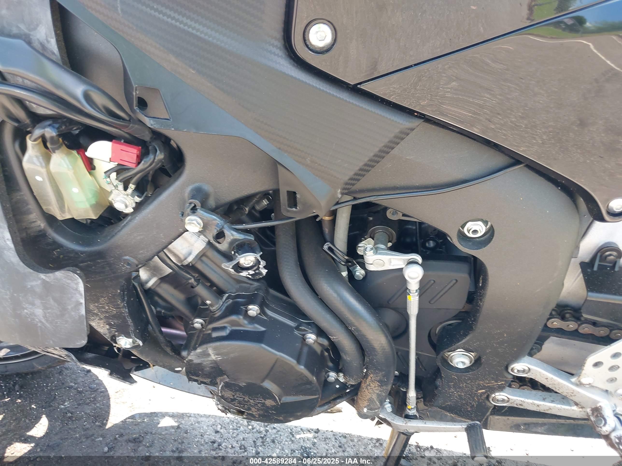 HONDA CBR600 image 9