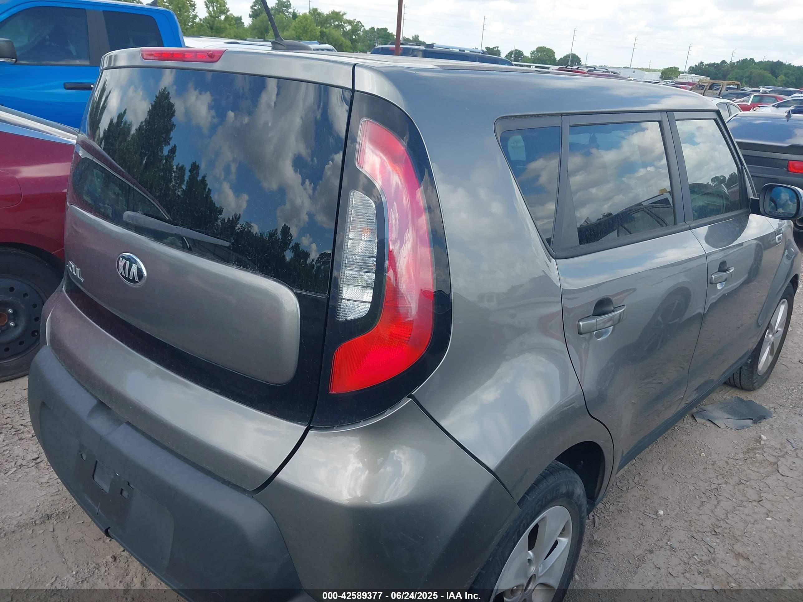 KIA SOUL image 4