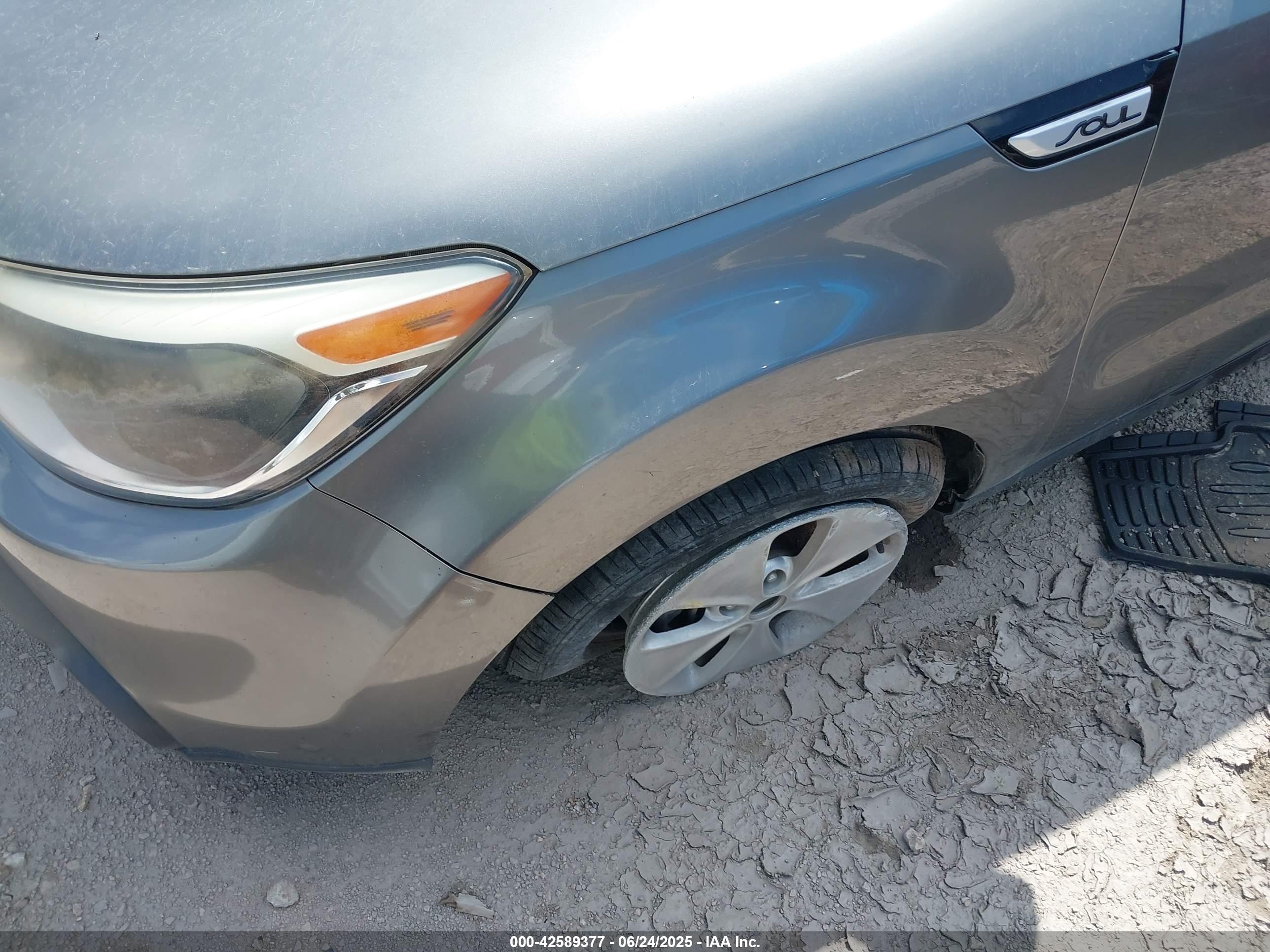 KIA SOUL image 6