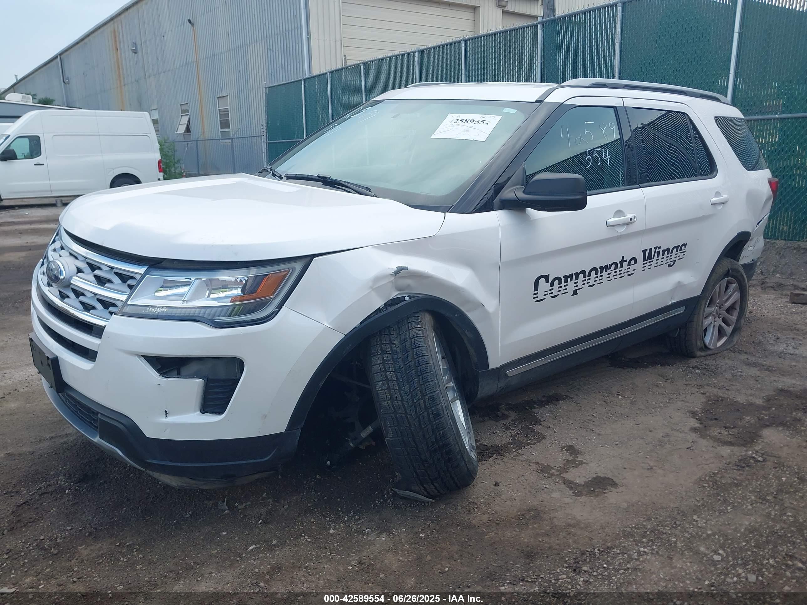 FORD EXPLORER image 2