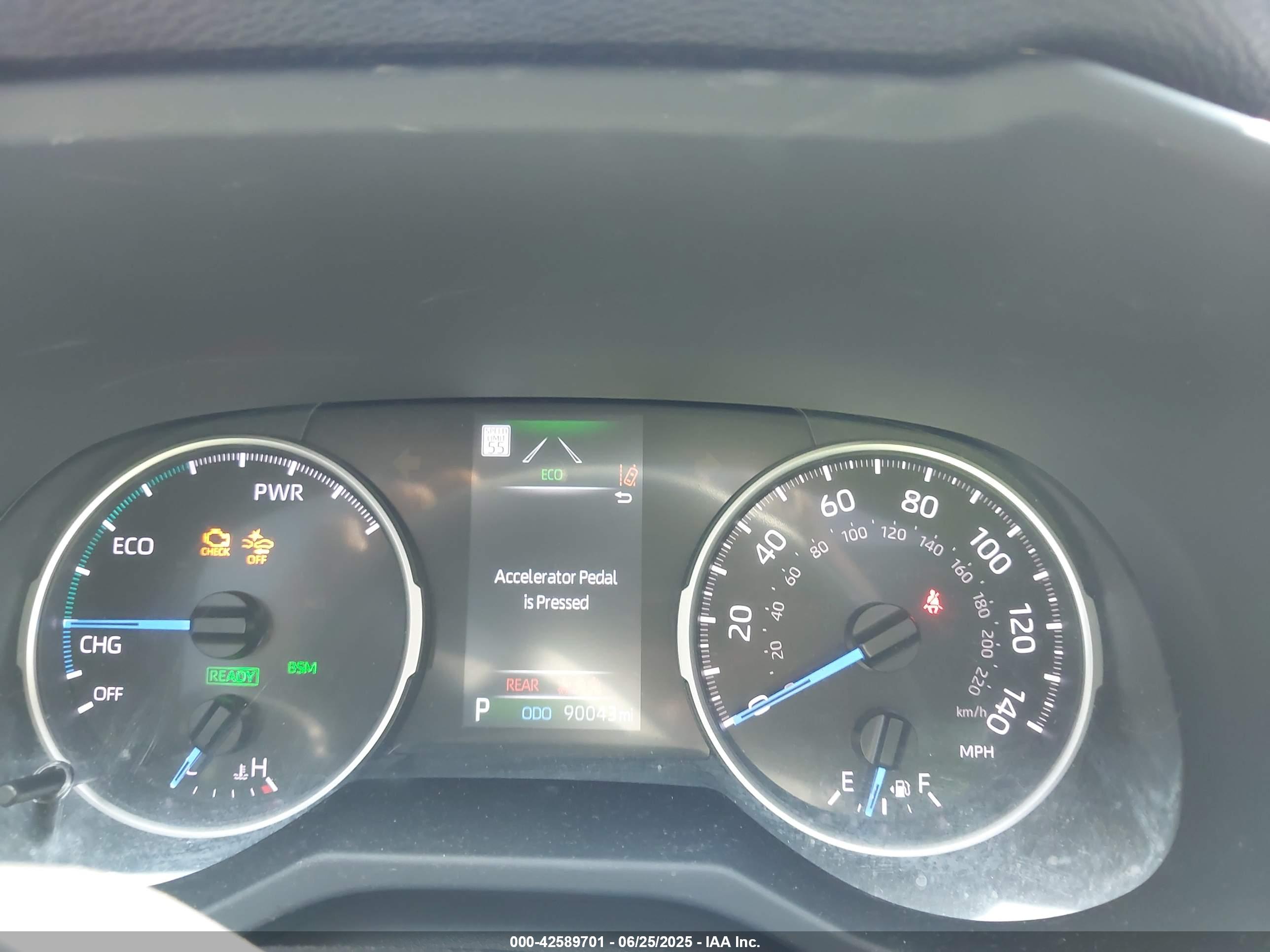 TOYOTA RAV4 image 7