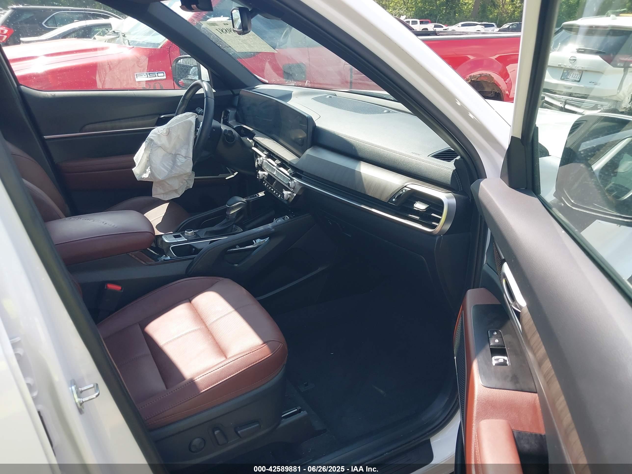 KIA TELLURIDE image 5