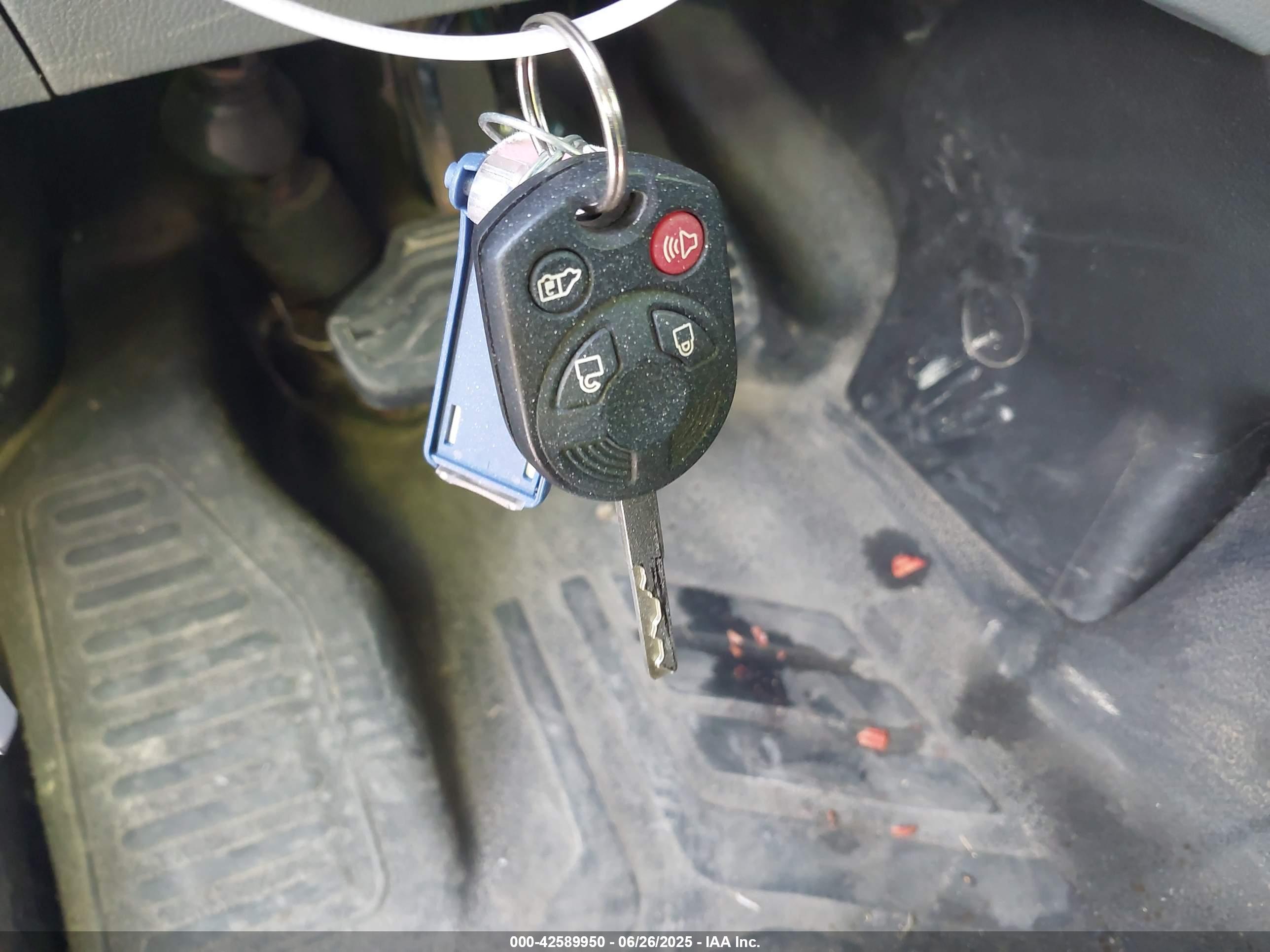FORD TRANSIT-250 image 11