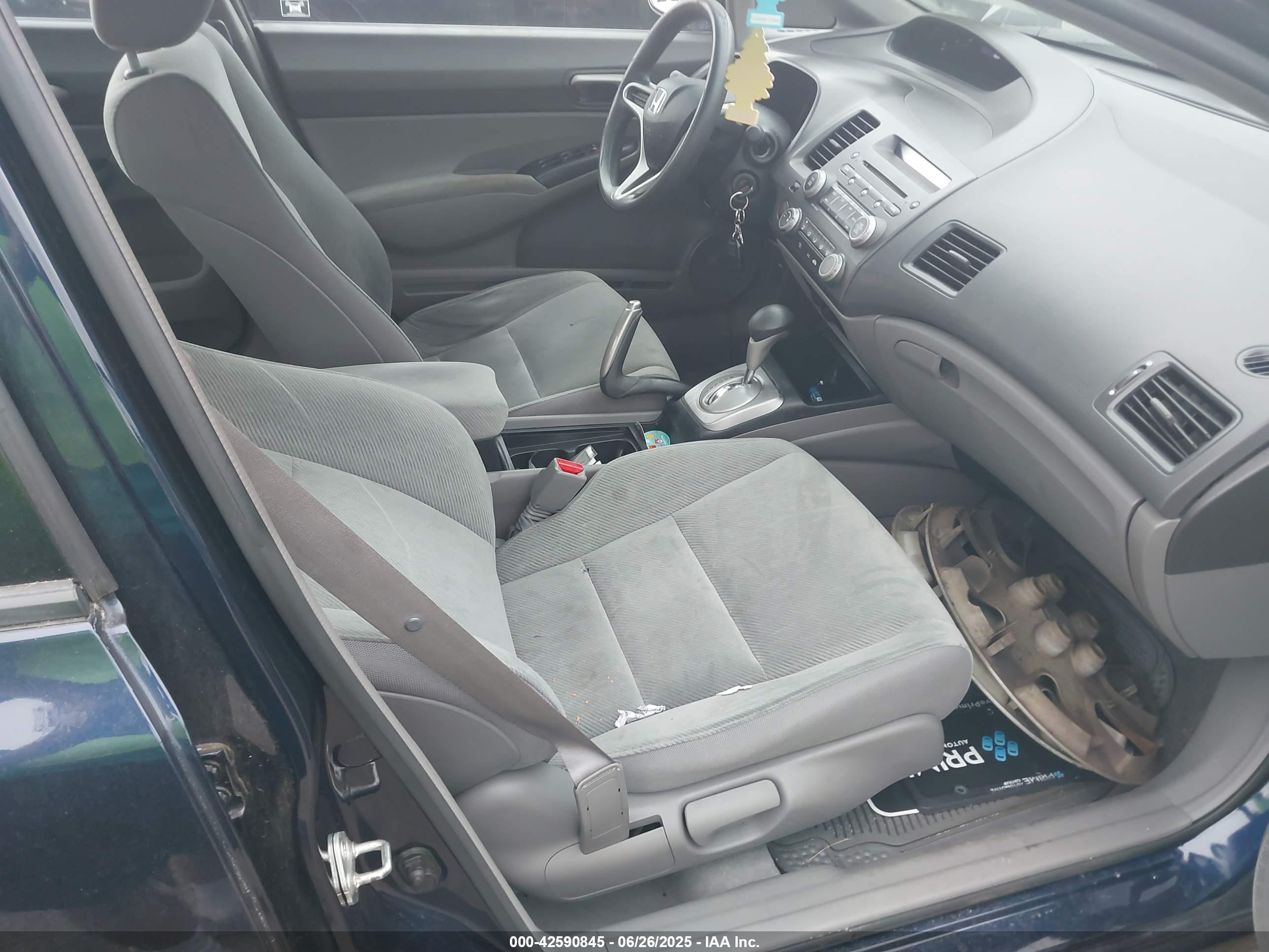 HONDA CIVIC image 5