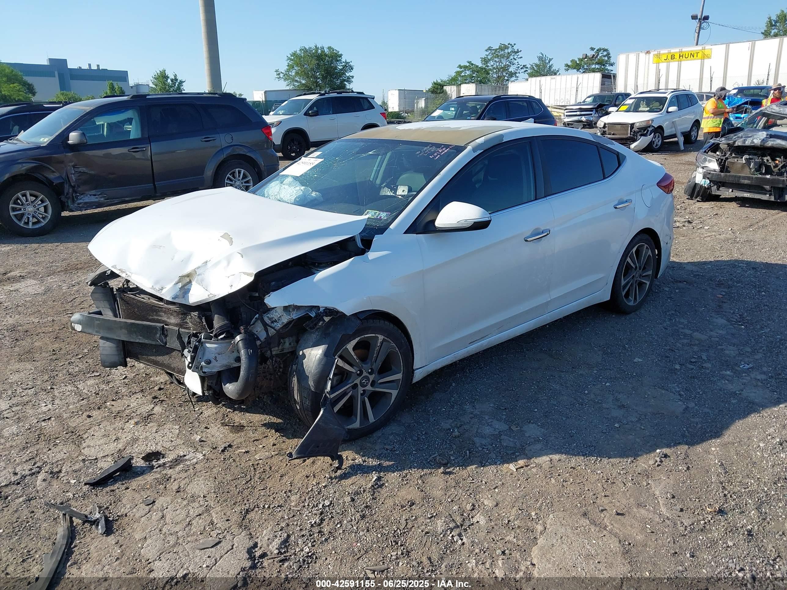 HYUNDAI ELANTRA image 2