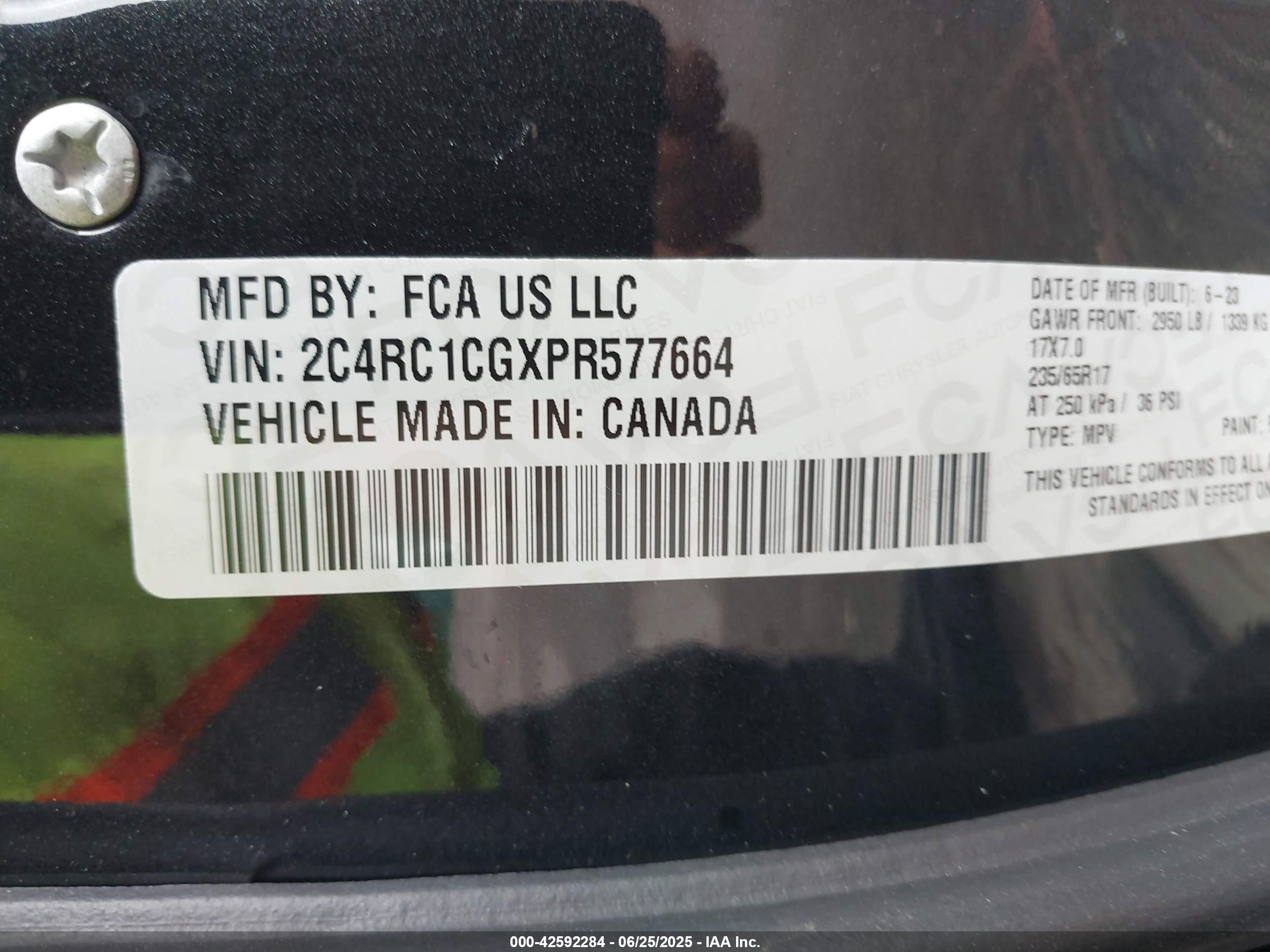 CHRYSLER VOYAGER image 9