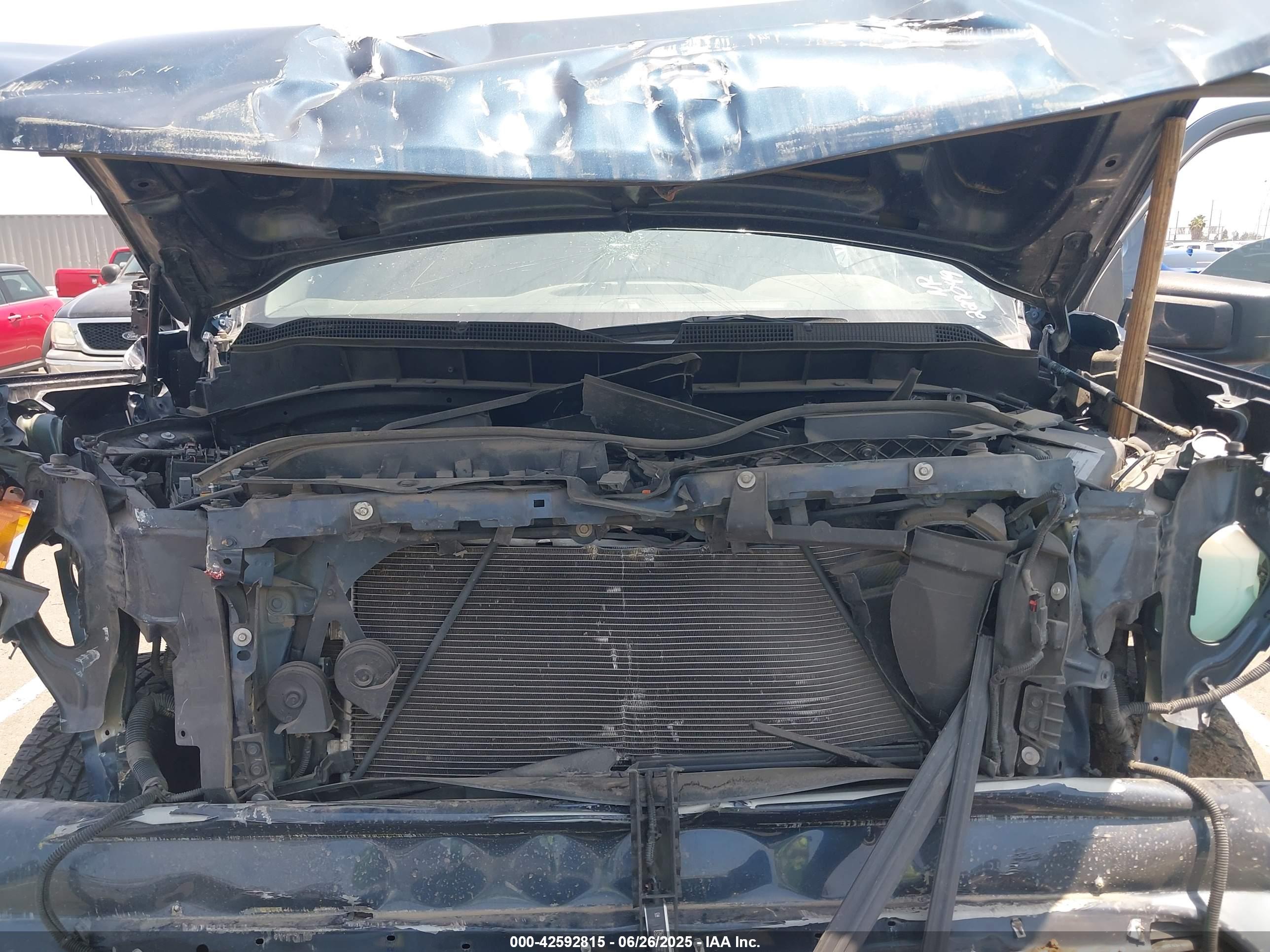 CHEVROLET SILVERADO image 10