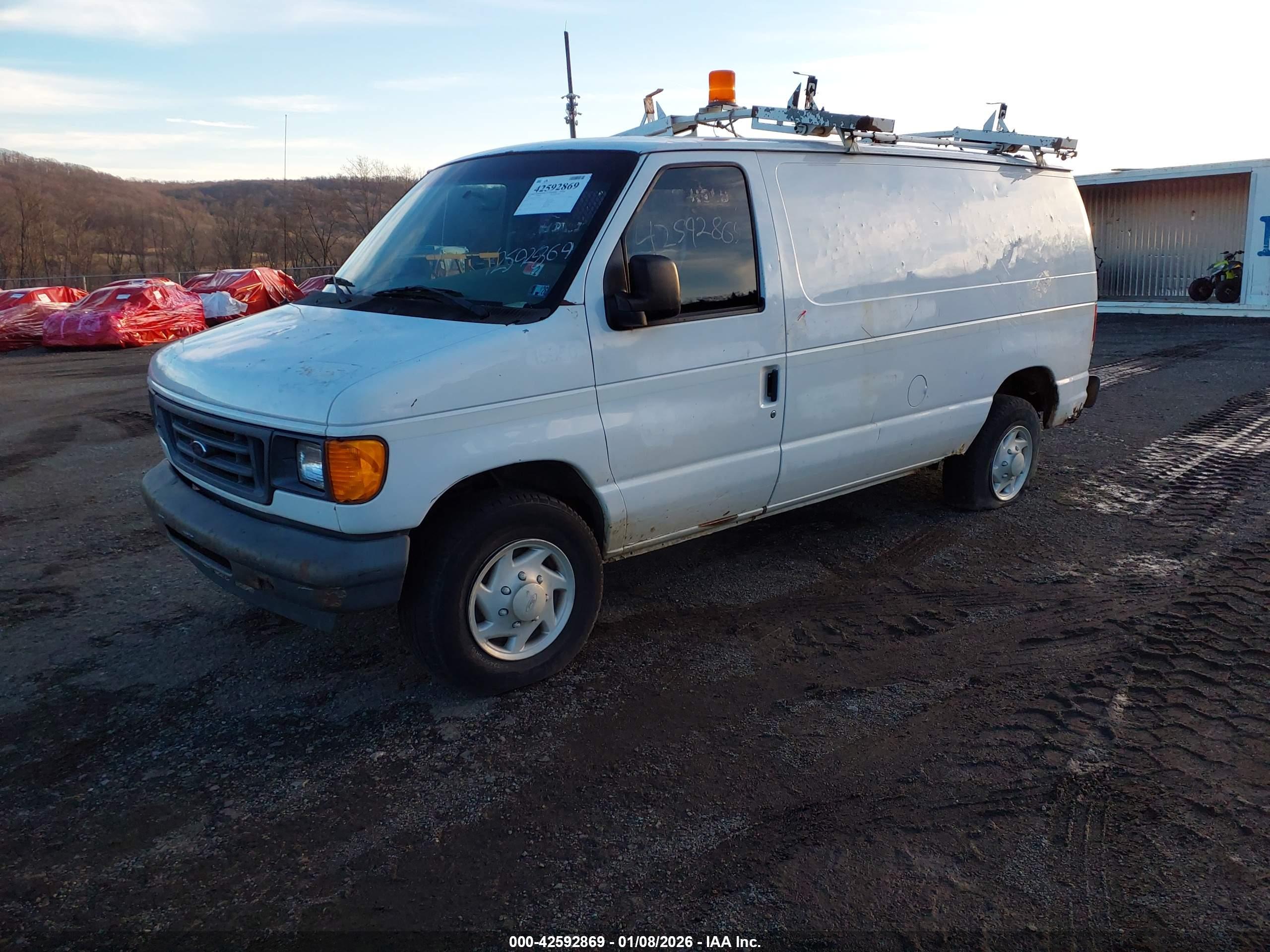 FORD E-250 image 2
