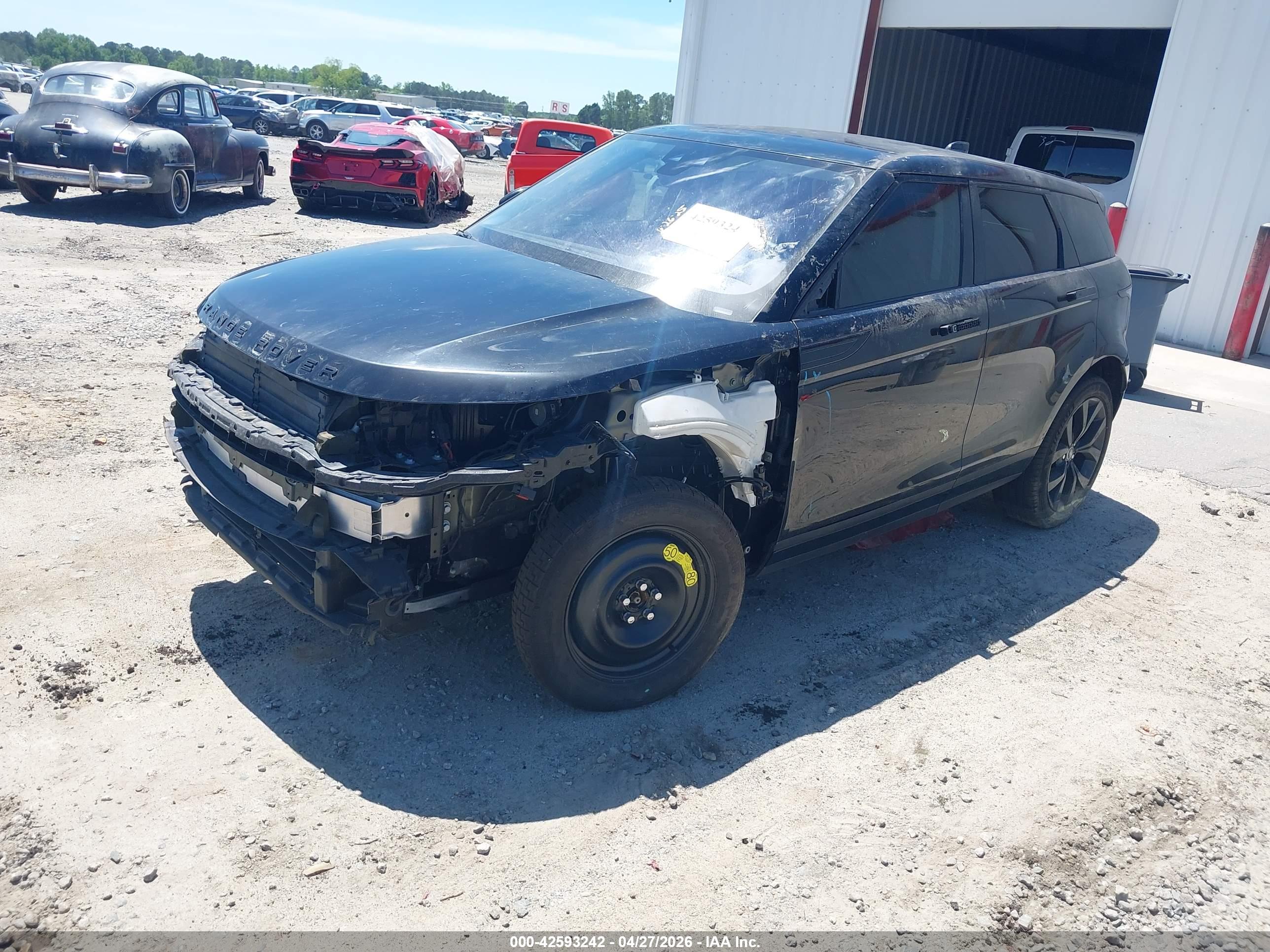 LAND ROVER image 2