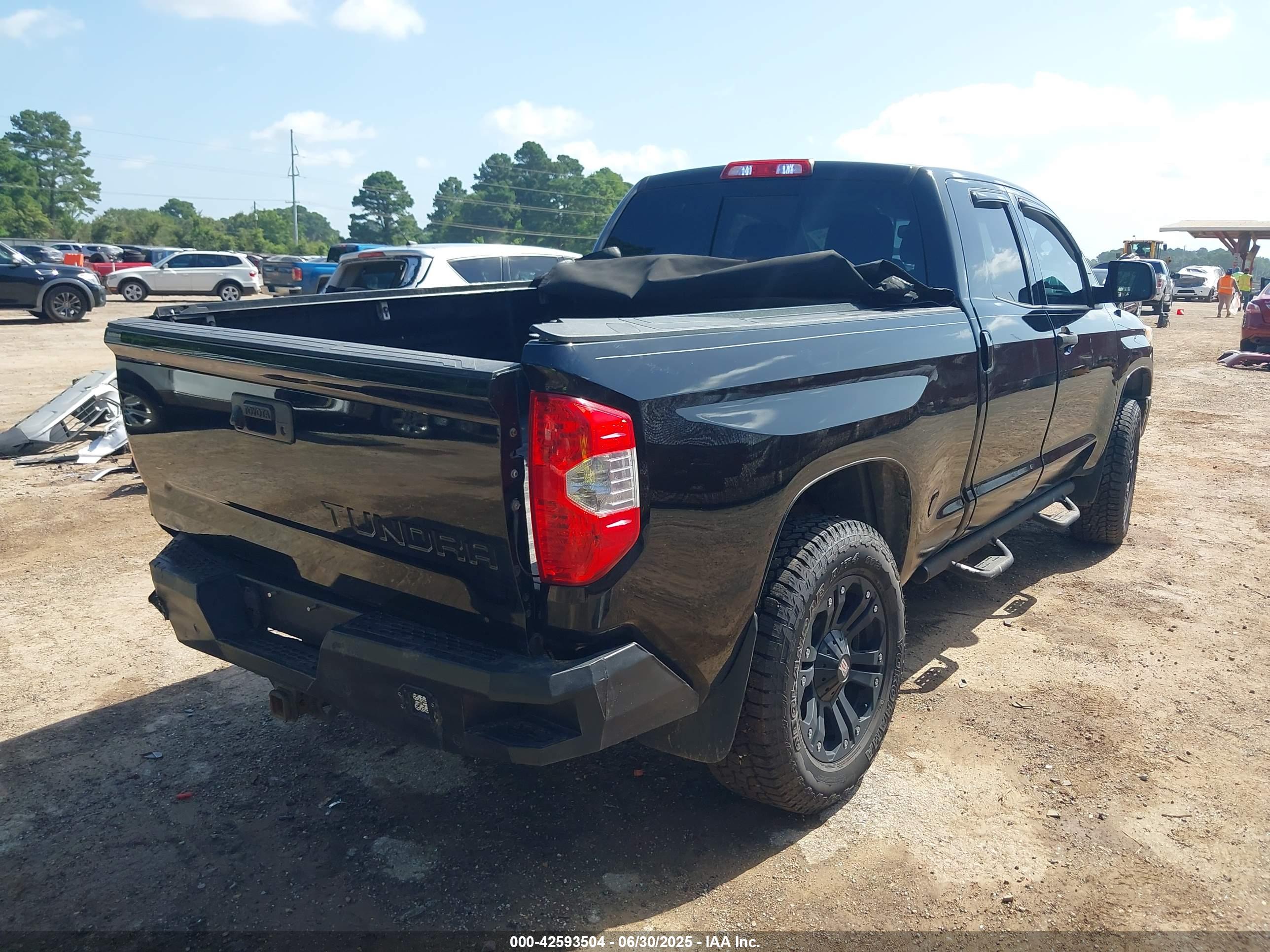 TOYOTA TUNDRA image 4