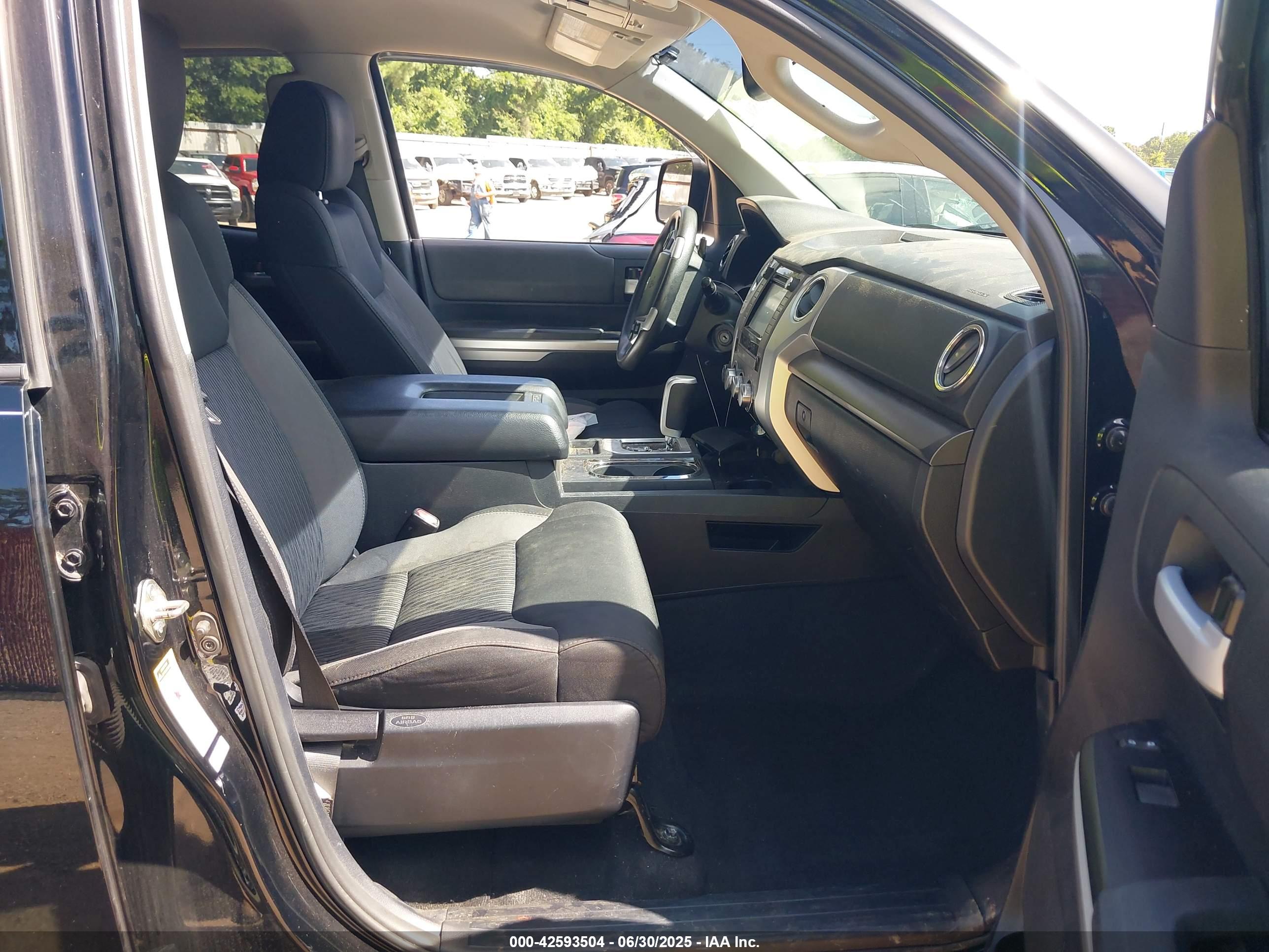 TOYOTA TUNDRA image 5