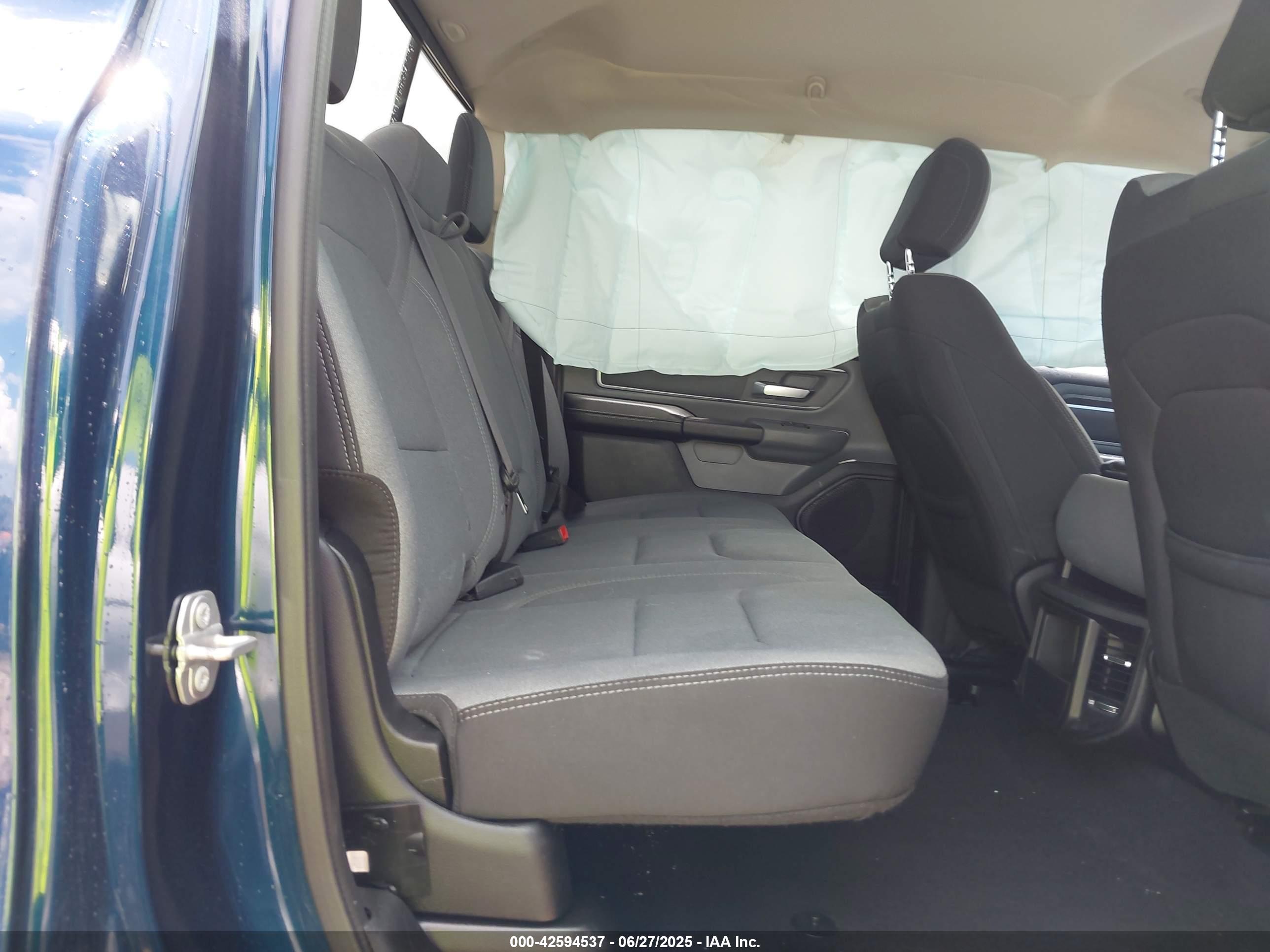 RAM 1500 image 8
