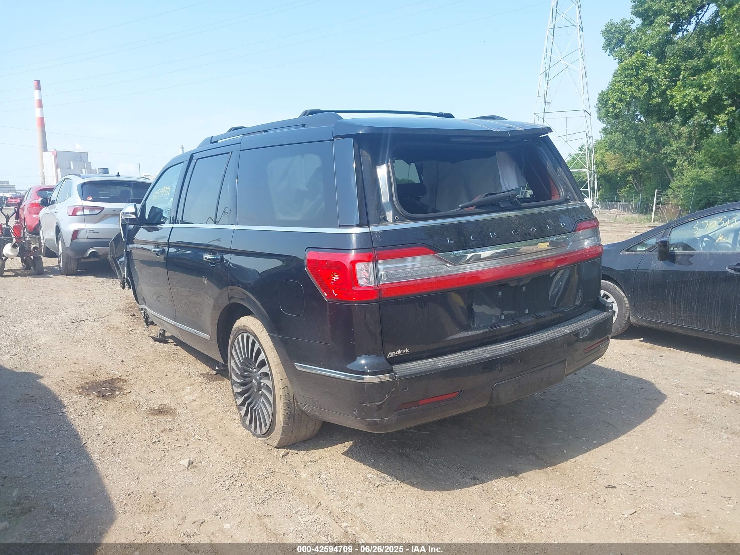 LINCOLN NAVIGATOR image 3