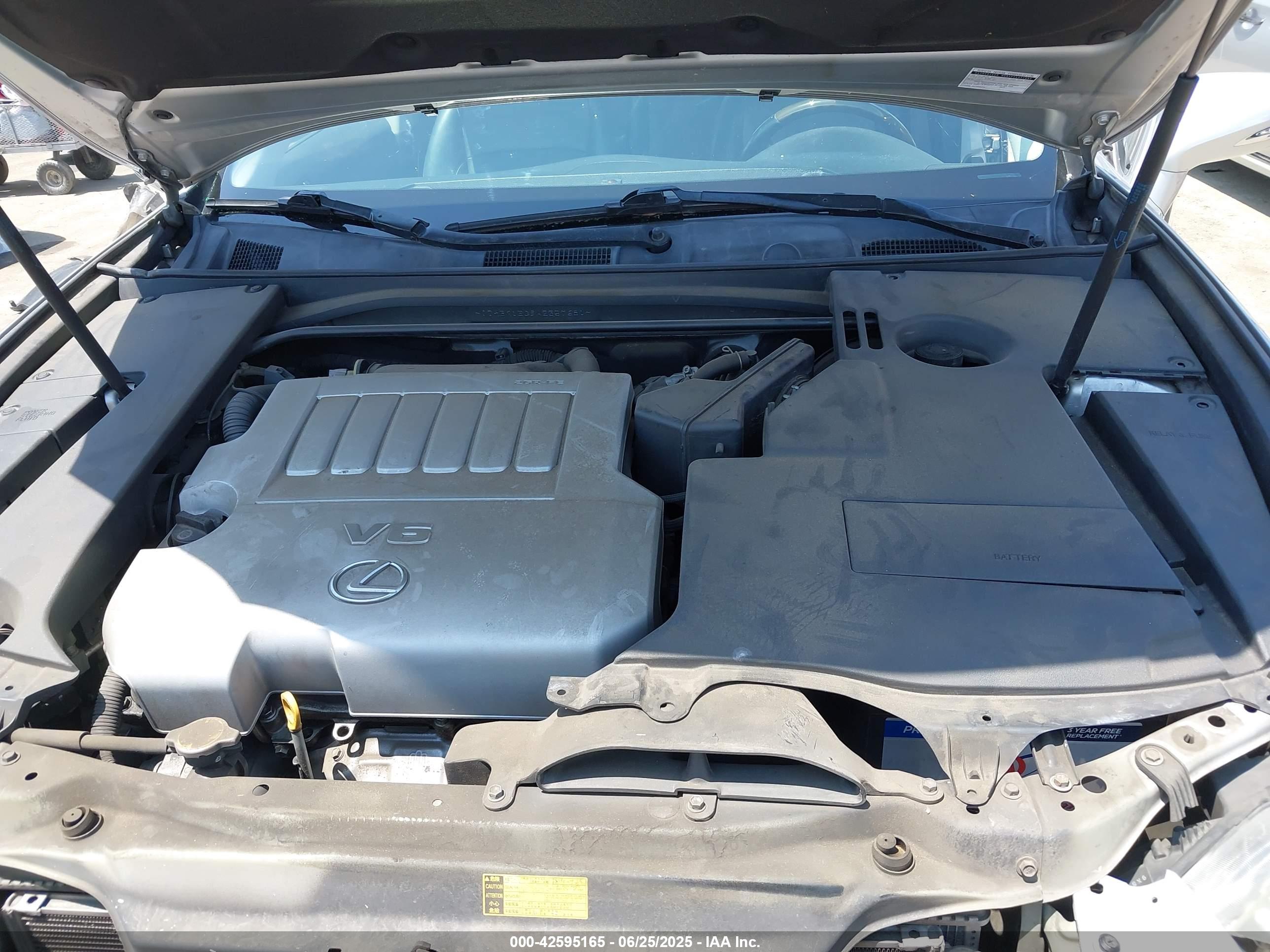 LEXUS ES image 10