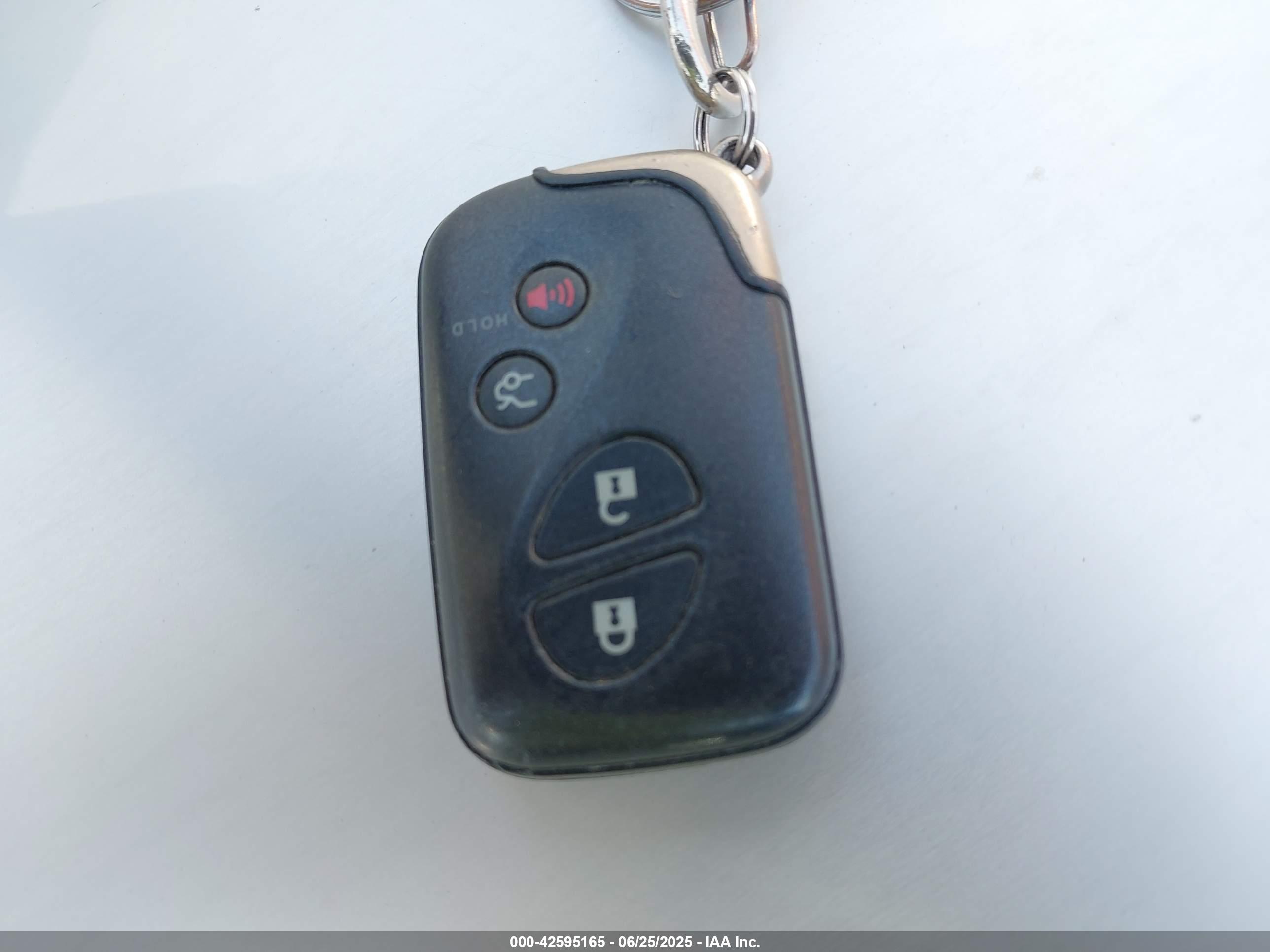 LEXUS ES image 11