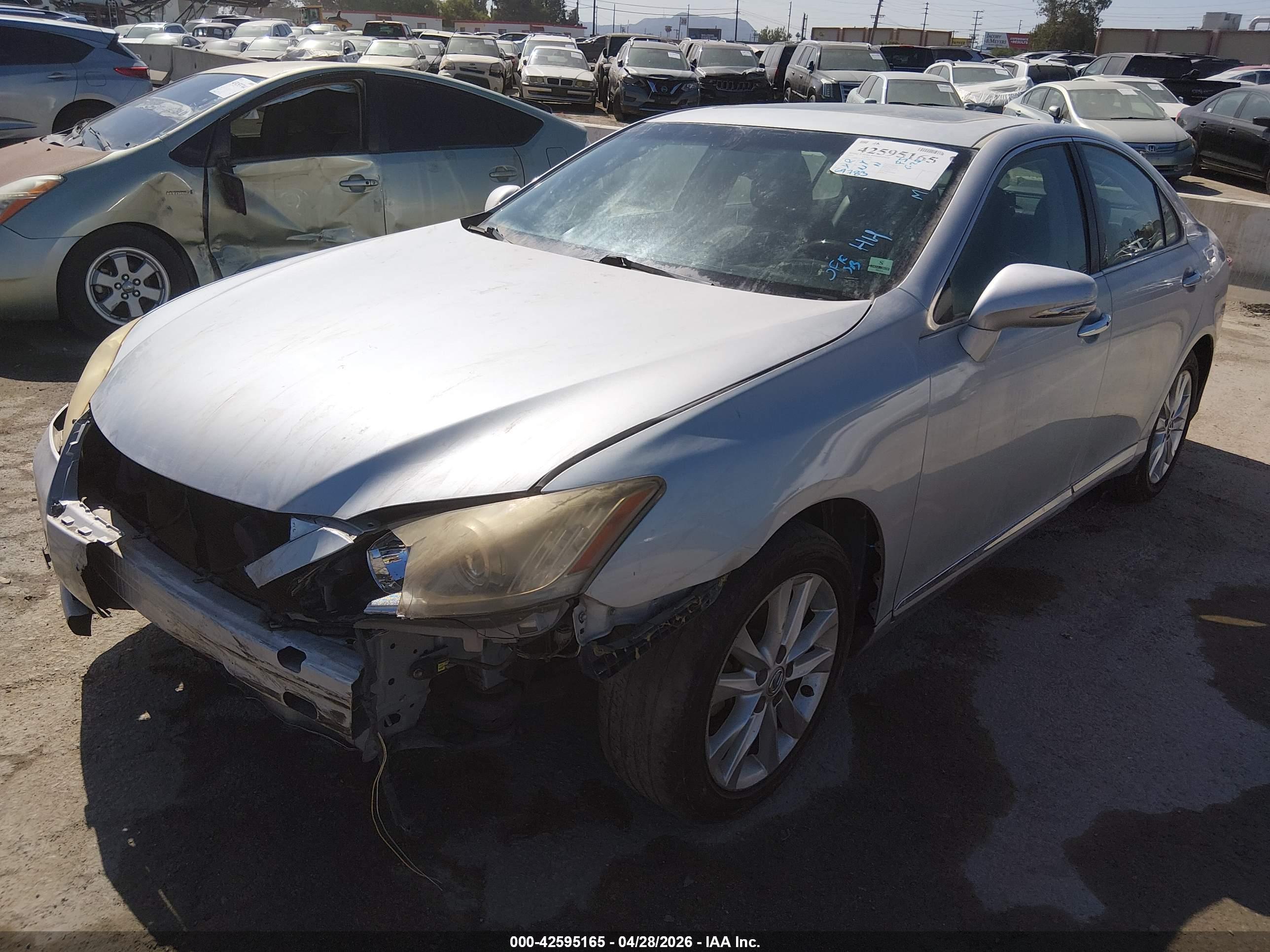 LEXUS ES image 2