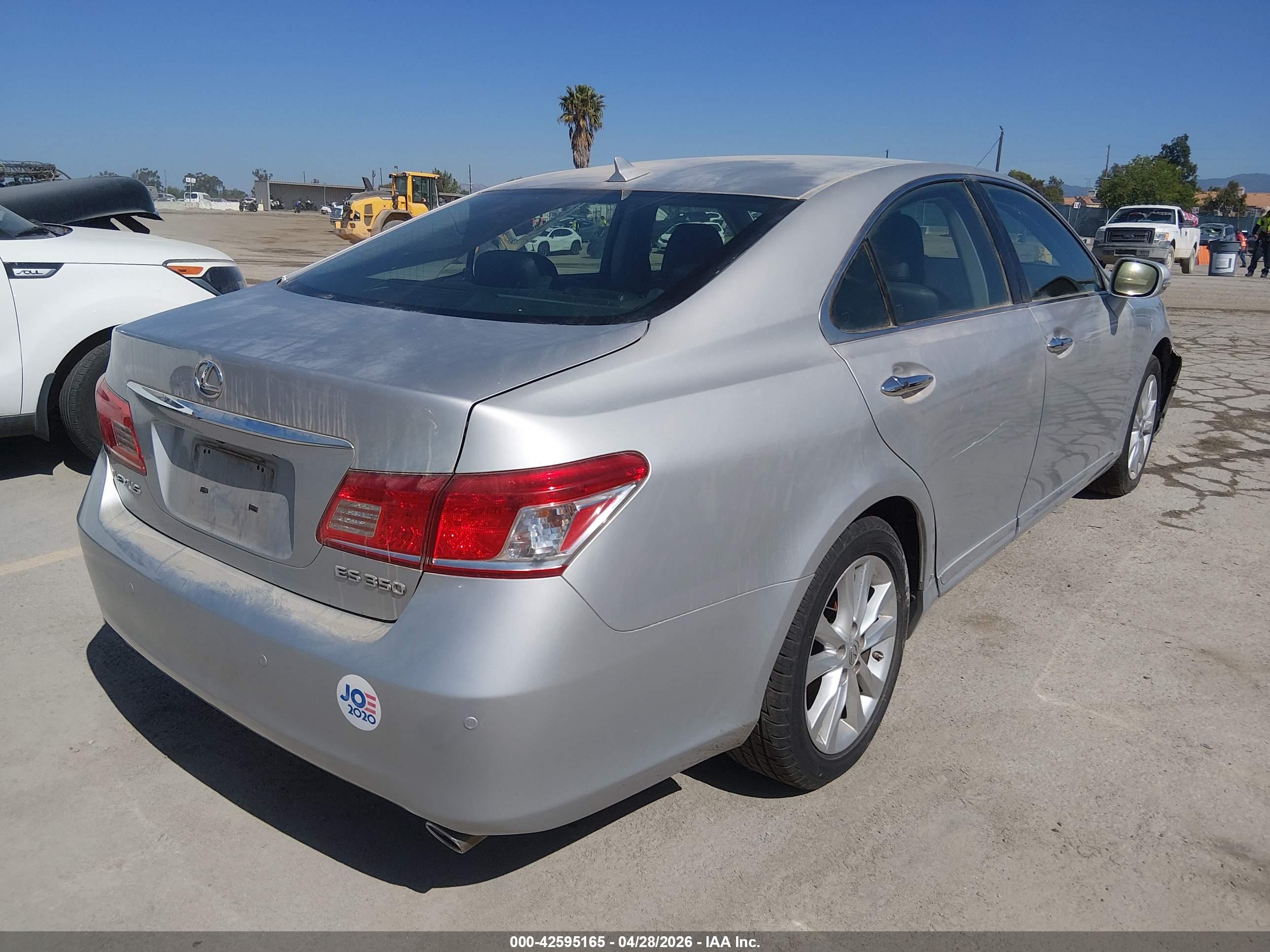 LEXUS ES image 4