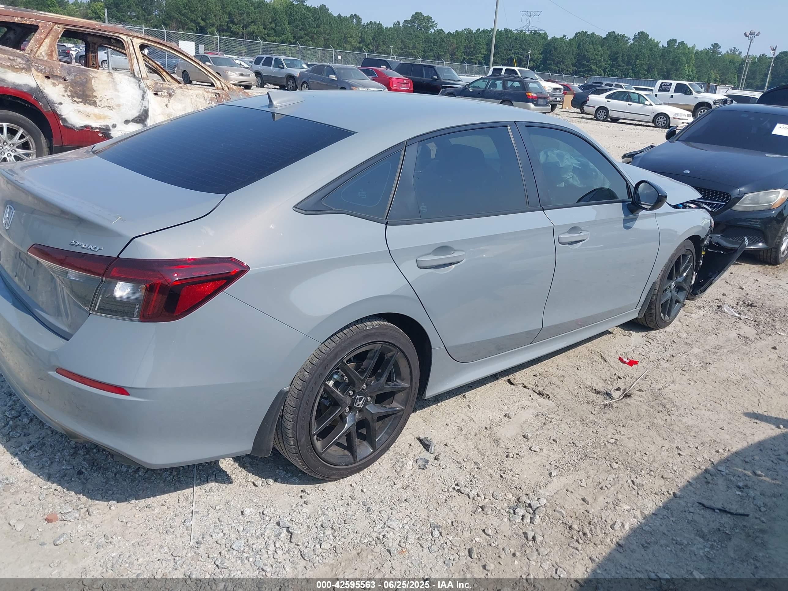 HONDA CIVIC image 4