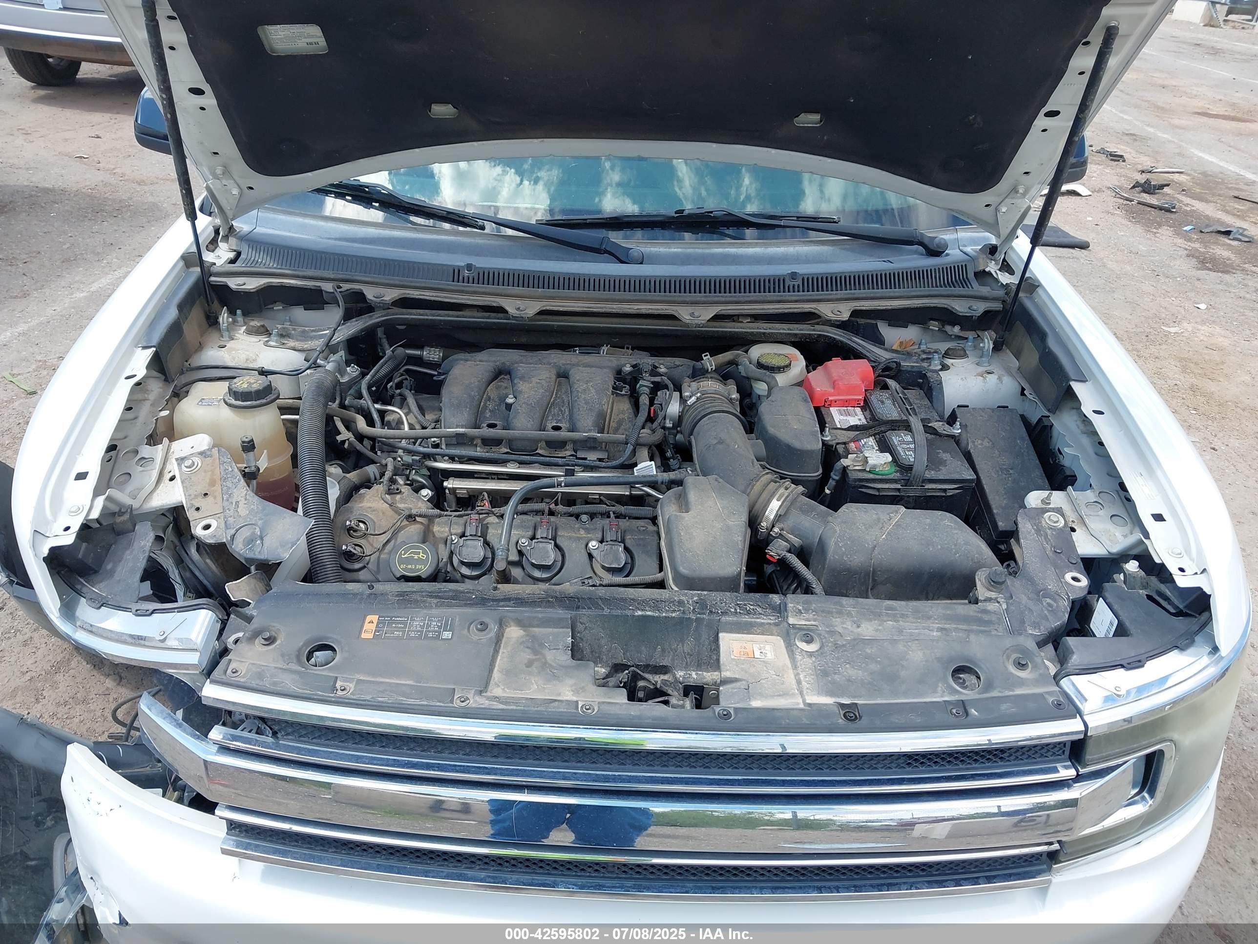 FORD FLEX image 10