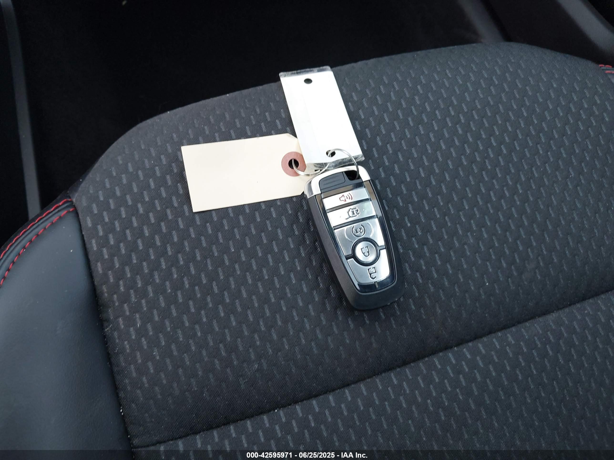 FORD ESCAPE image 11
