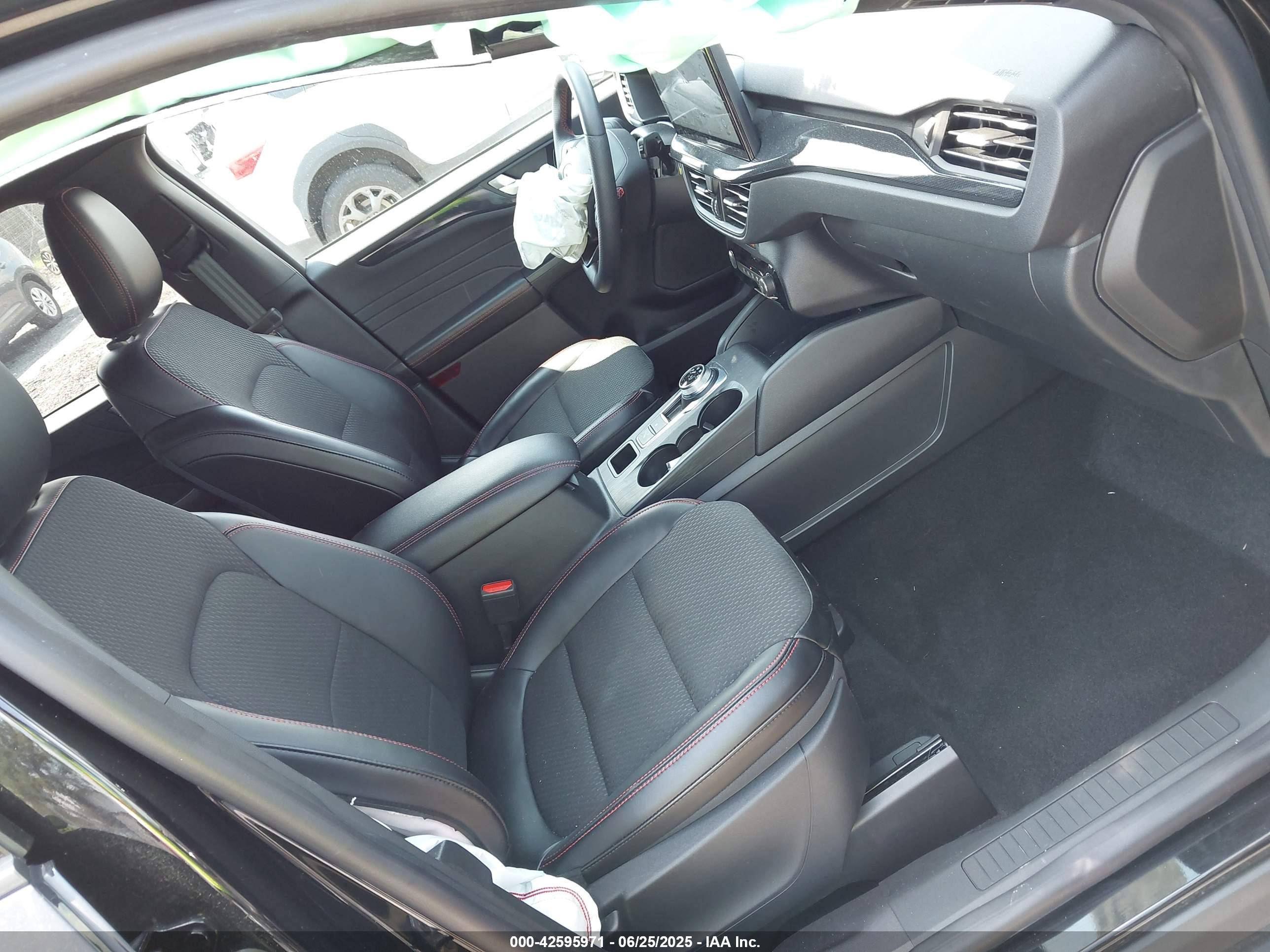 FORD ESCAPE image 5