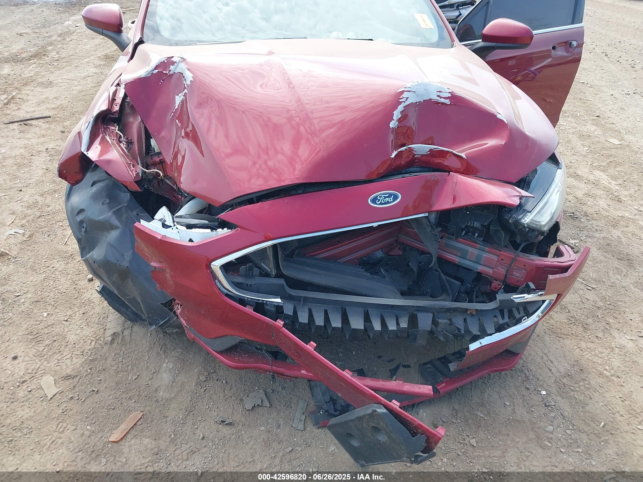 FORD FUSION image 6