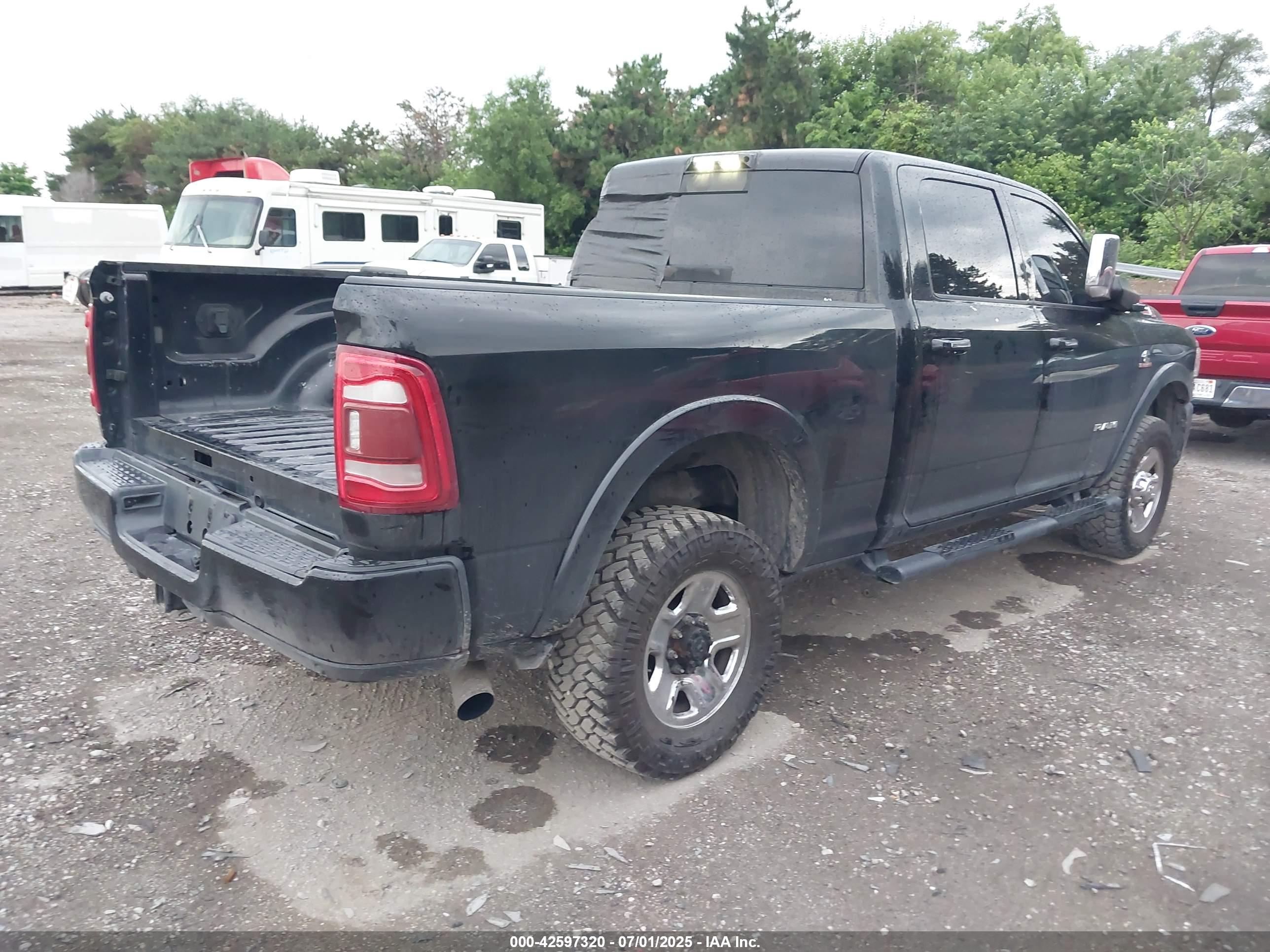 RAM 2500 image 4