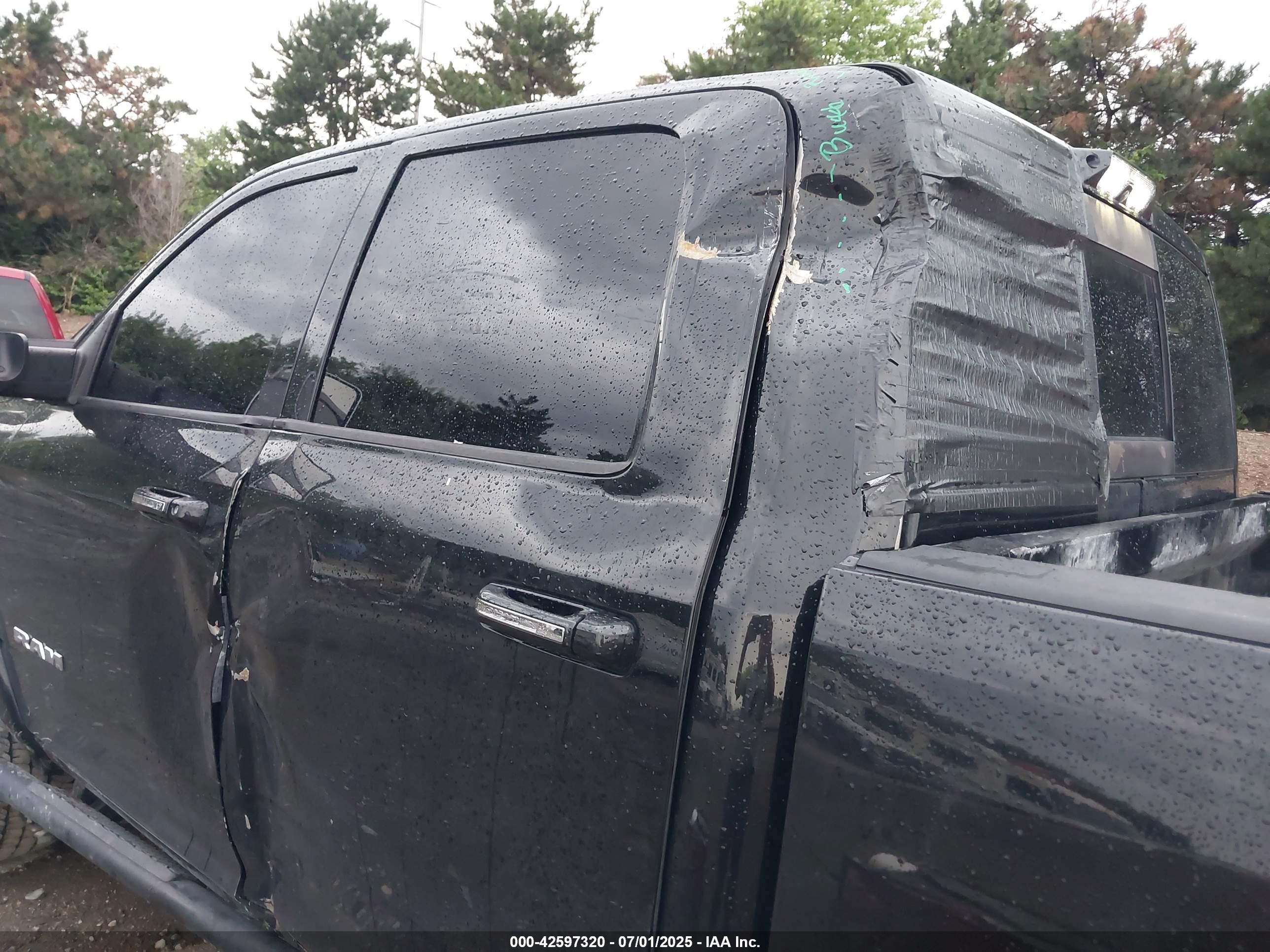 RAM 2500 image 6