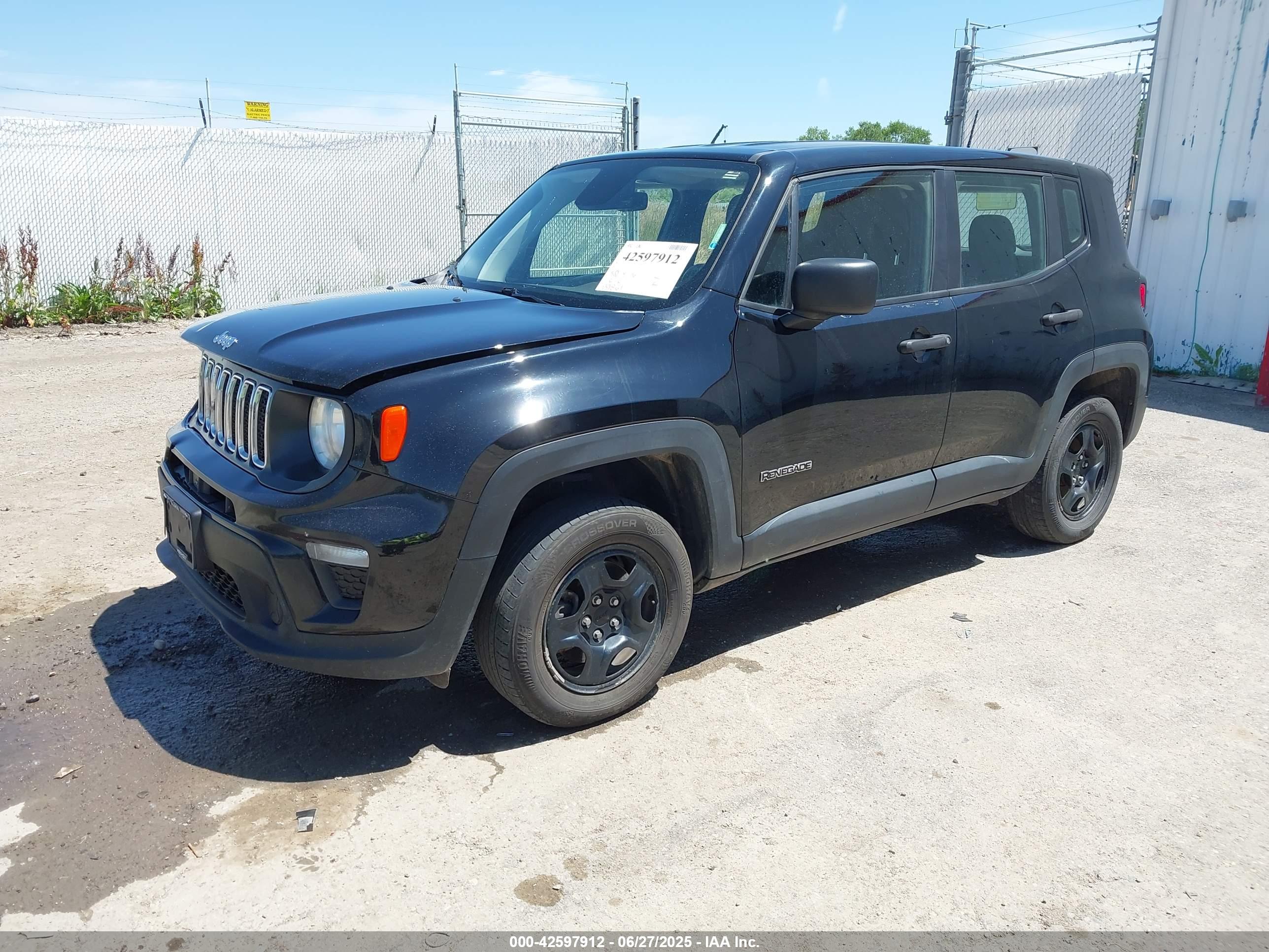 JEEP RENEGADE image 2