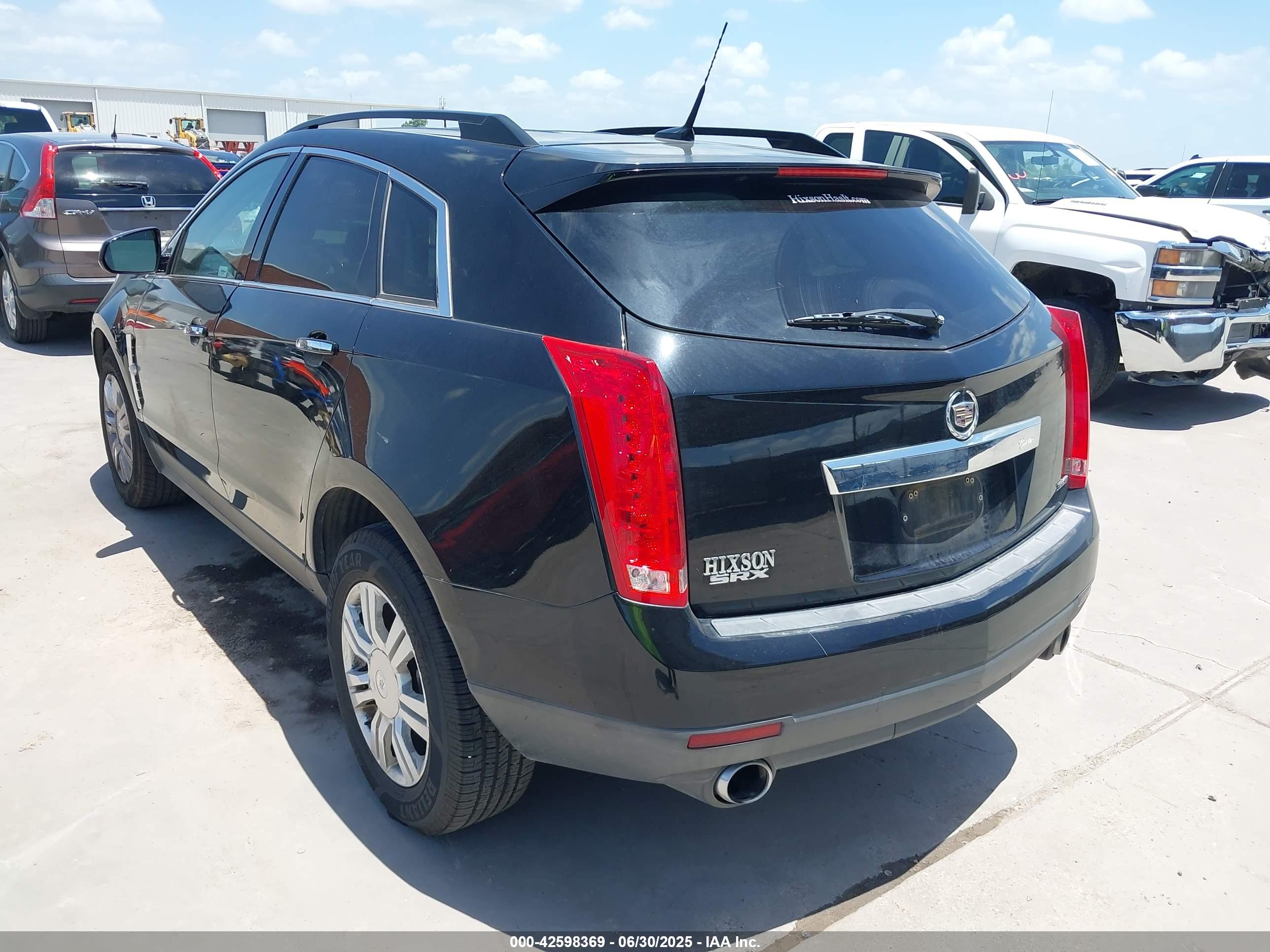 CADILLAC SRX image 3