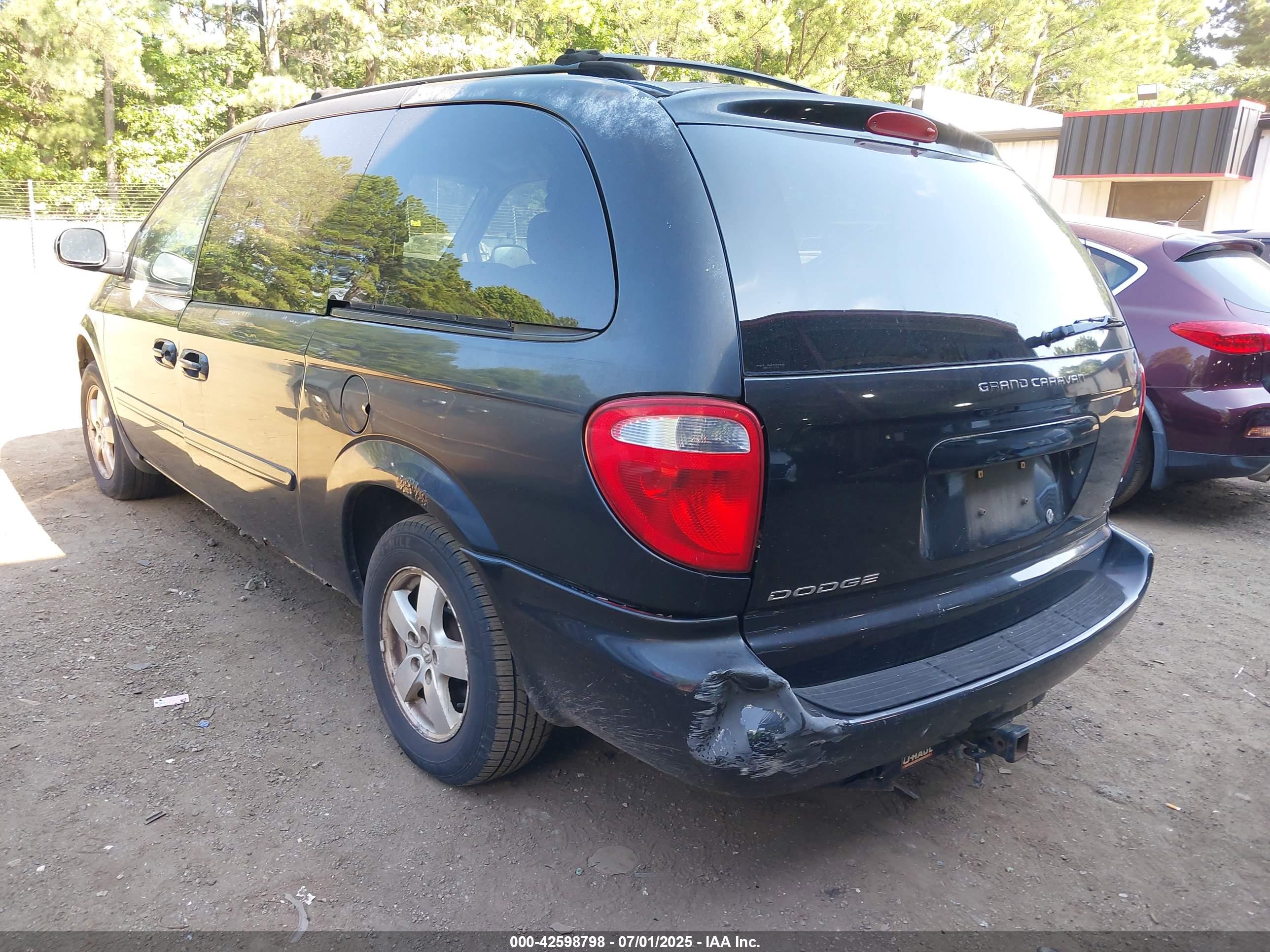 DODGE GRAND image 3