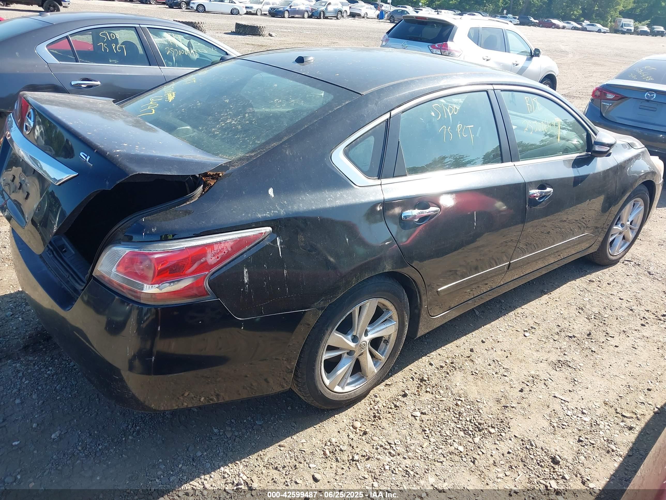NISSAN ALTIMA image 4