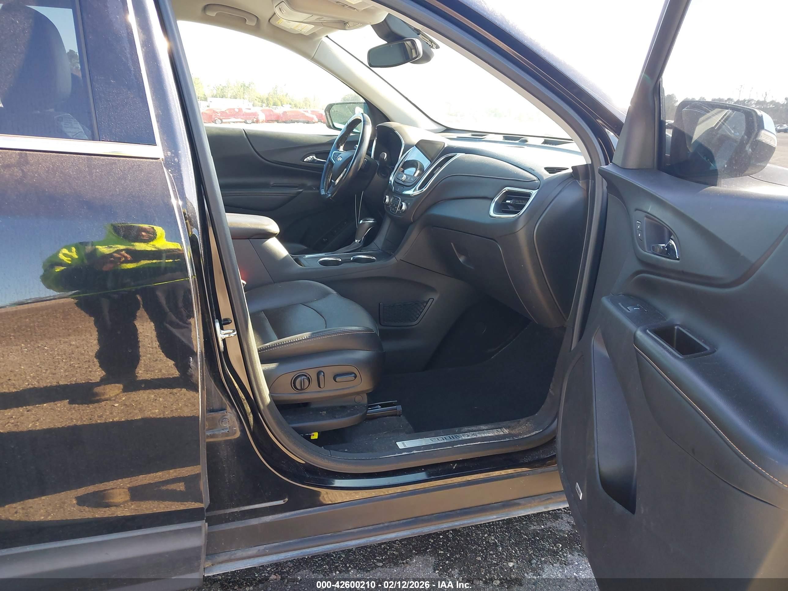 CHEVROLET EQUINOX image 5