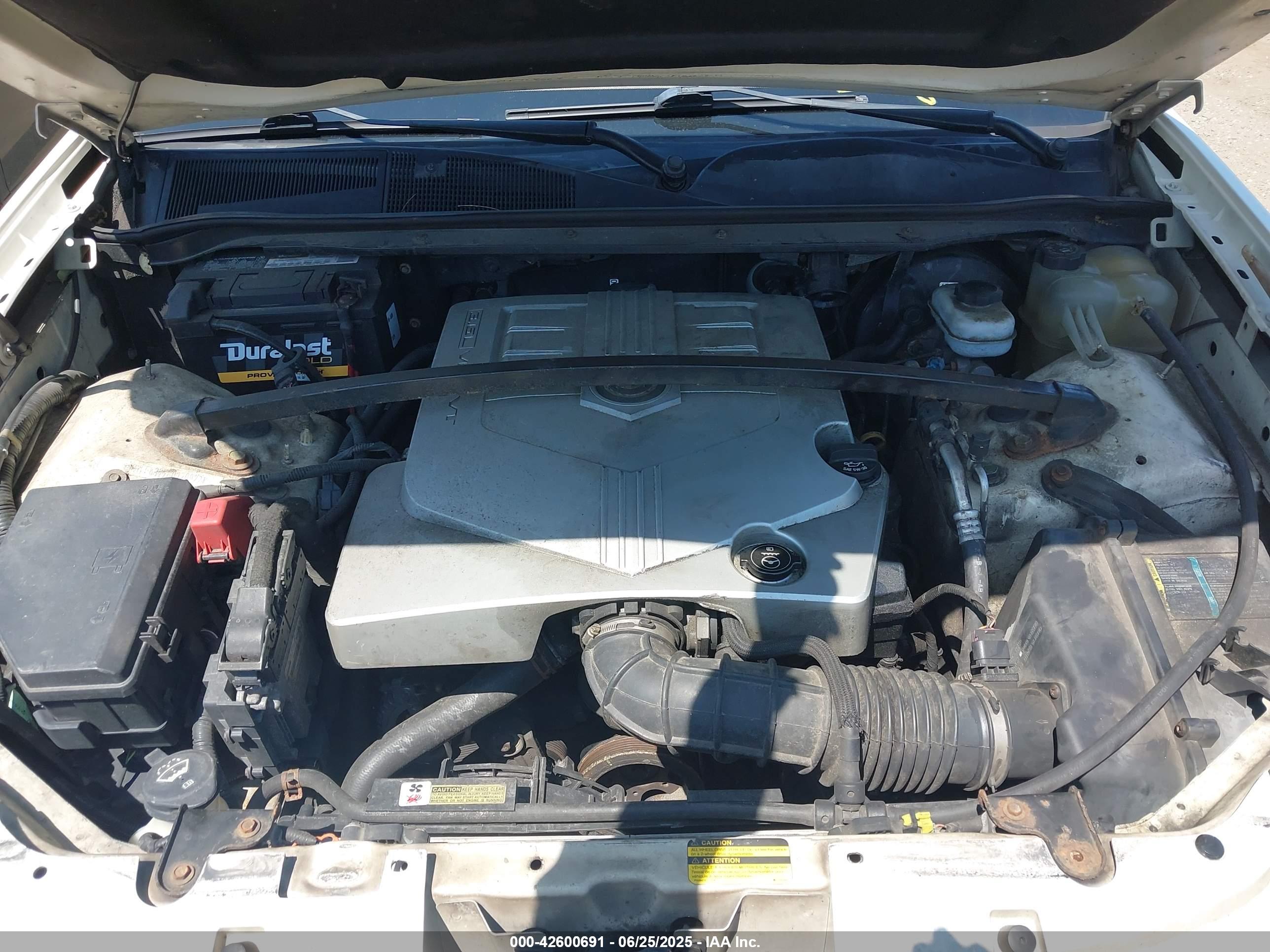 CADILLAC SRX image 10