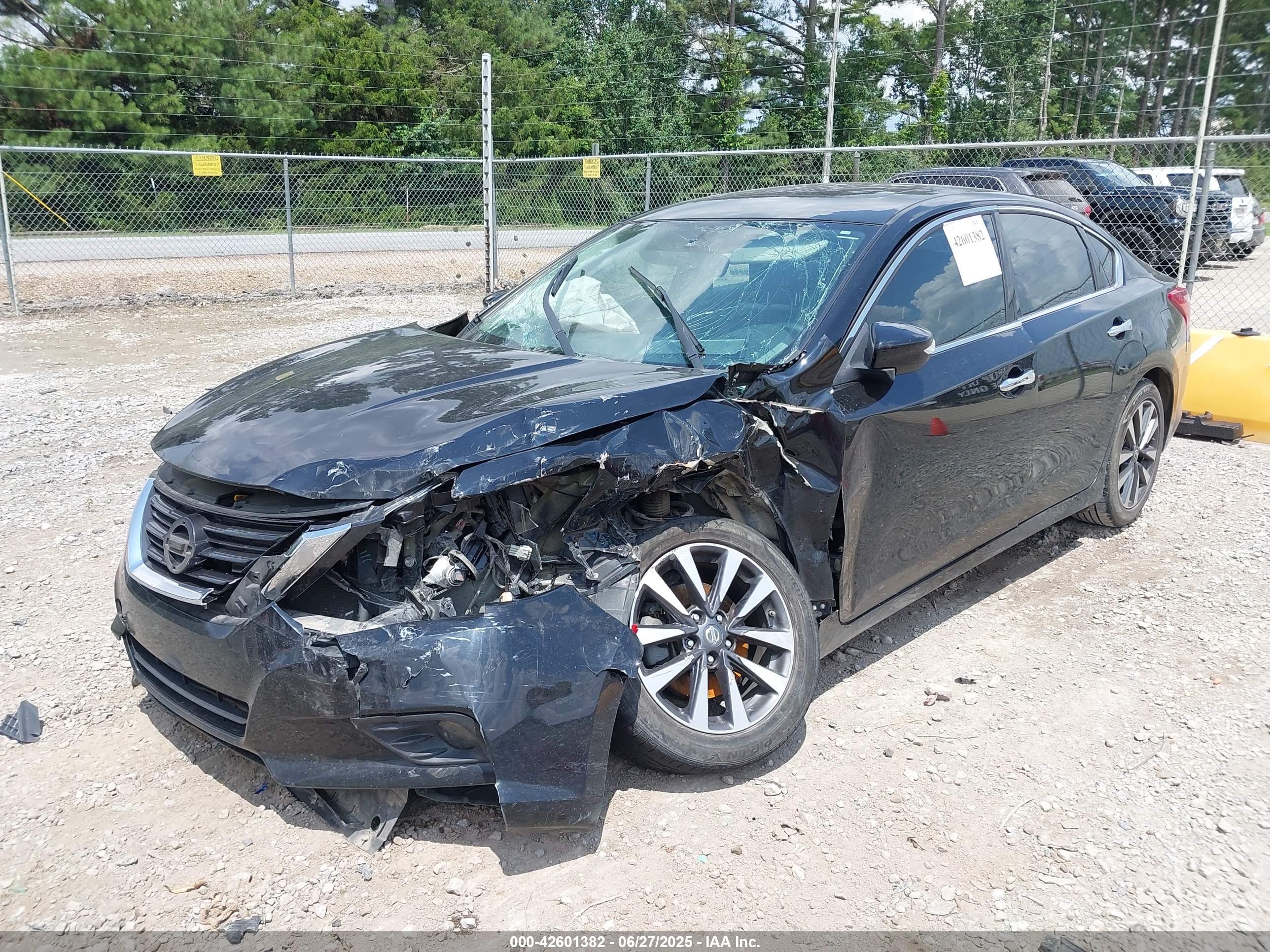 NISSAN ALTIMA image 6