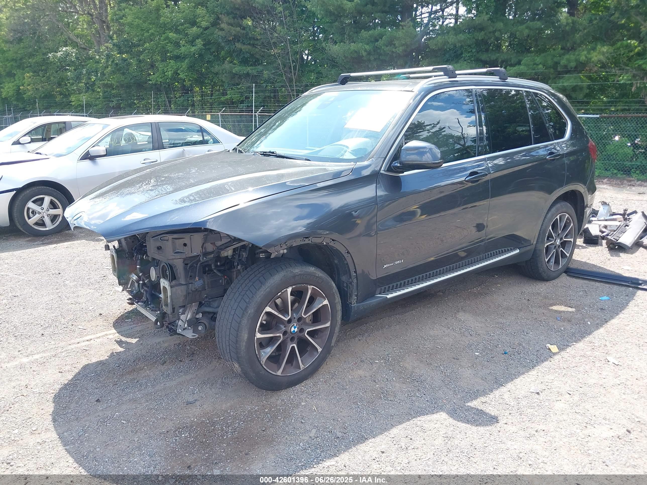 BMW X5 image 2