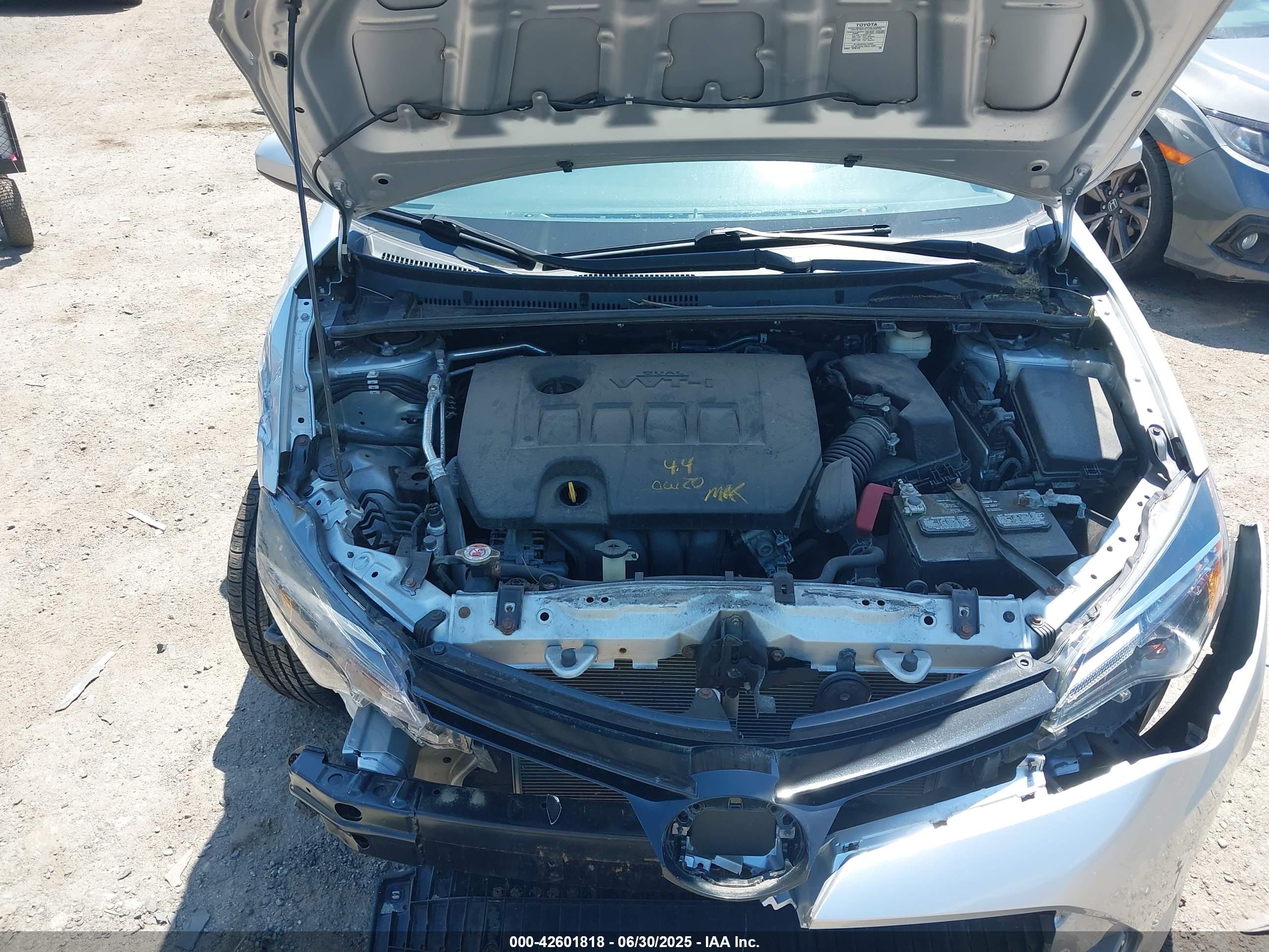 TOYOTA COROLLA image 10