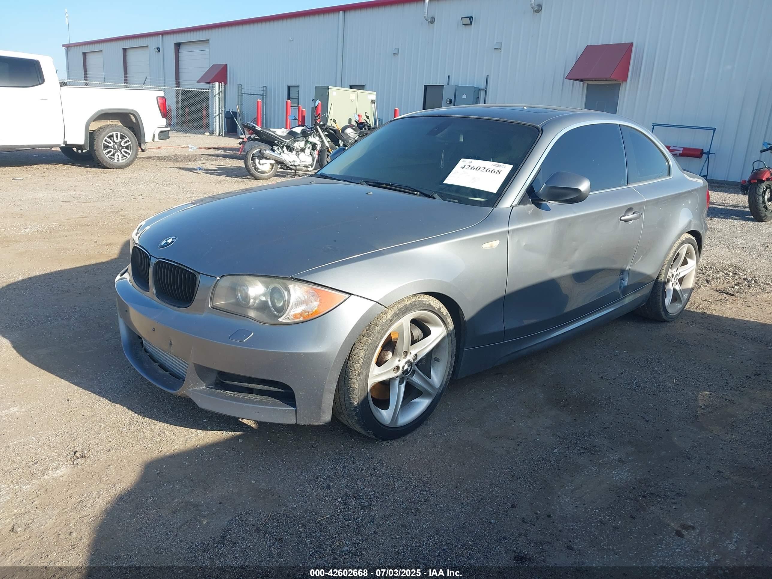 BMW 135I image 2