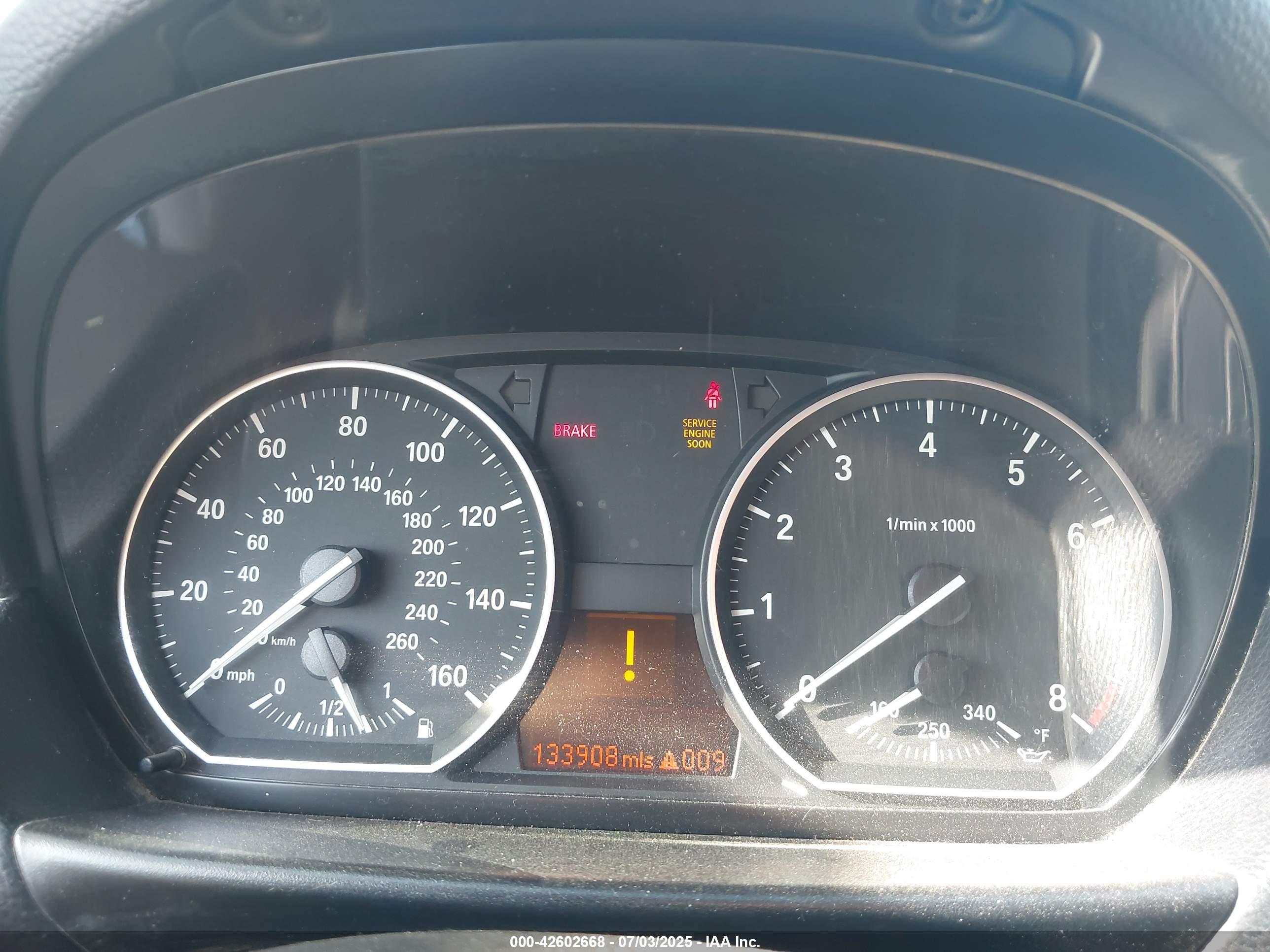 BMW 135I image 7